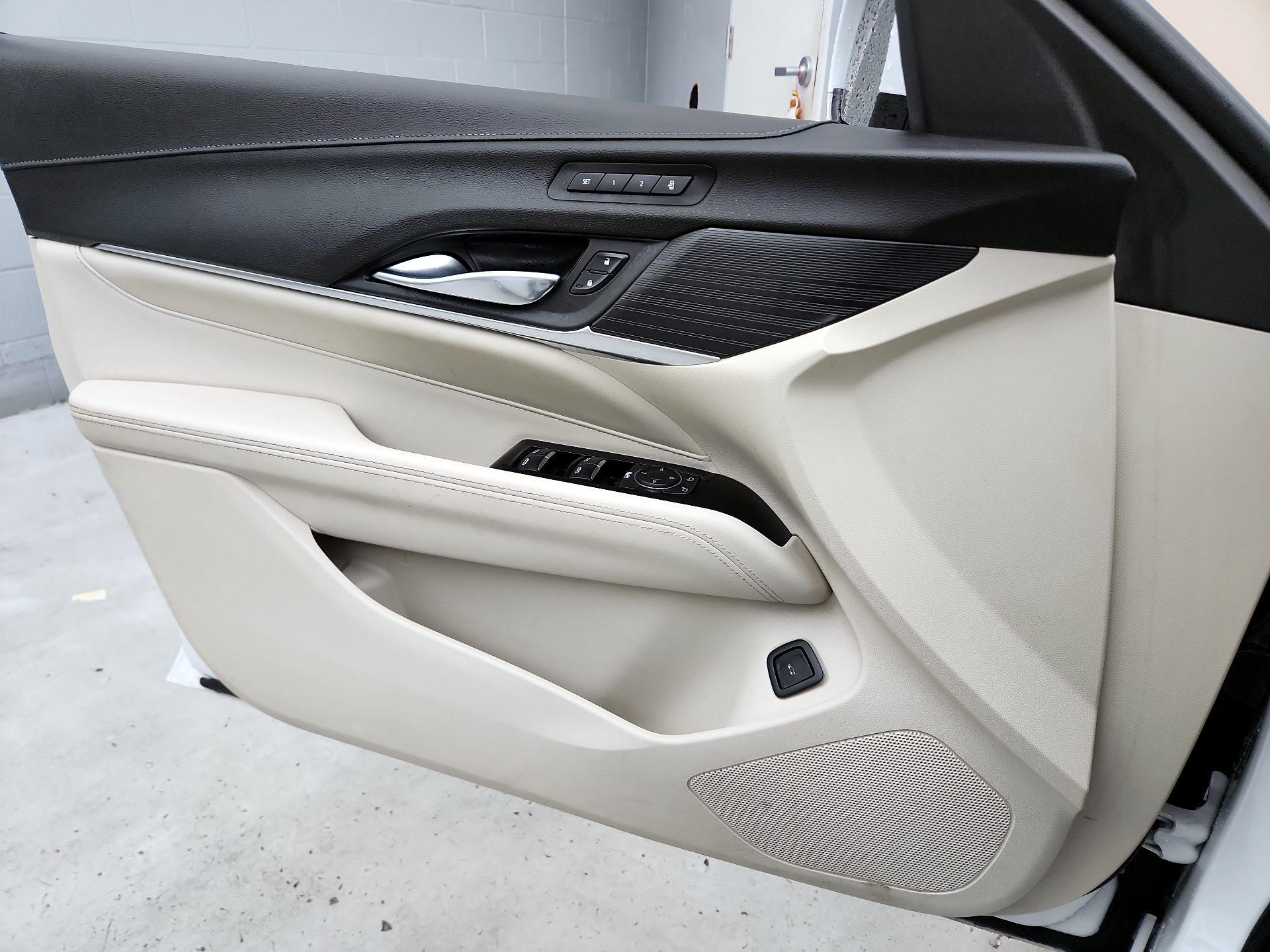 Thumbnail: 2022 Cadillac CT4 - 12