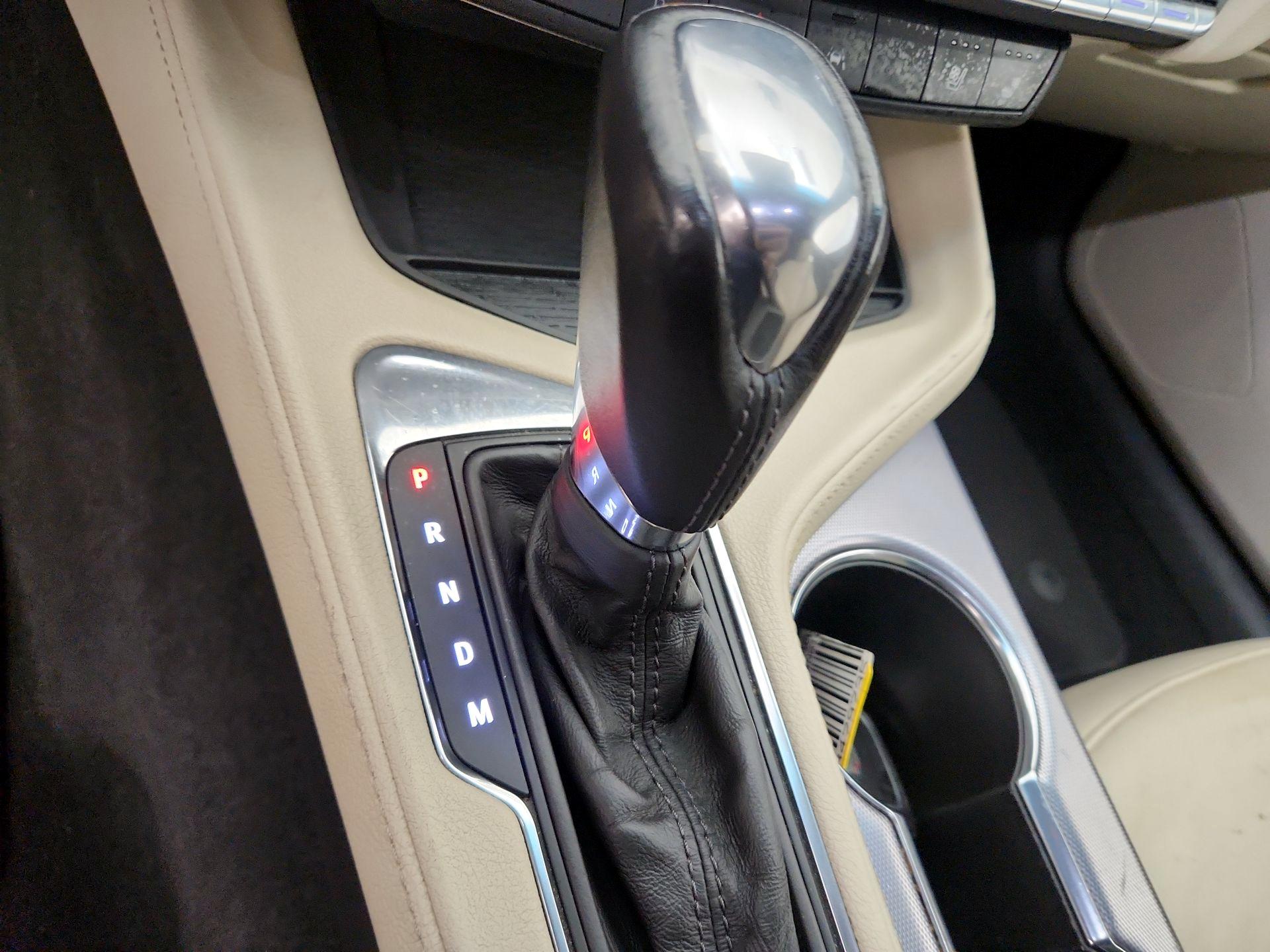 Thumbnail: 2022 Cadillac CT4 - 17