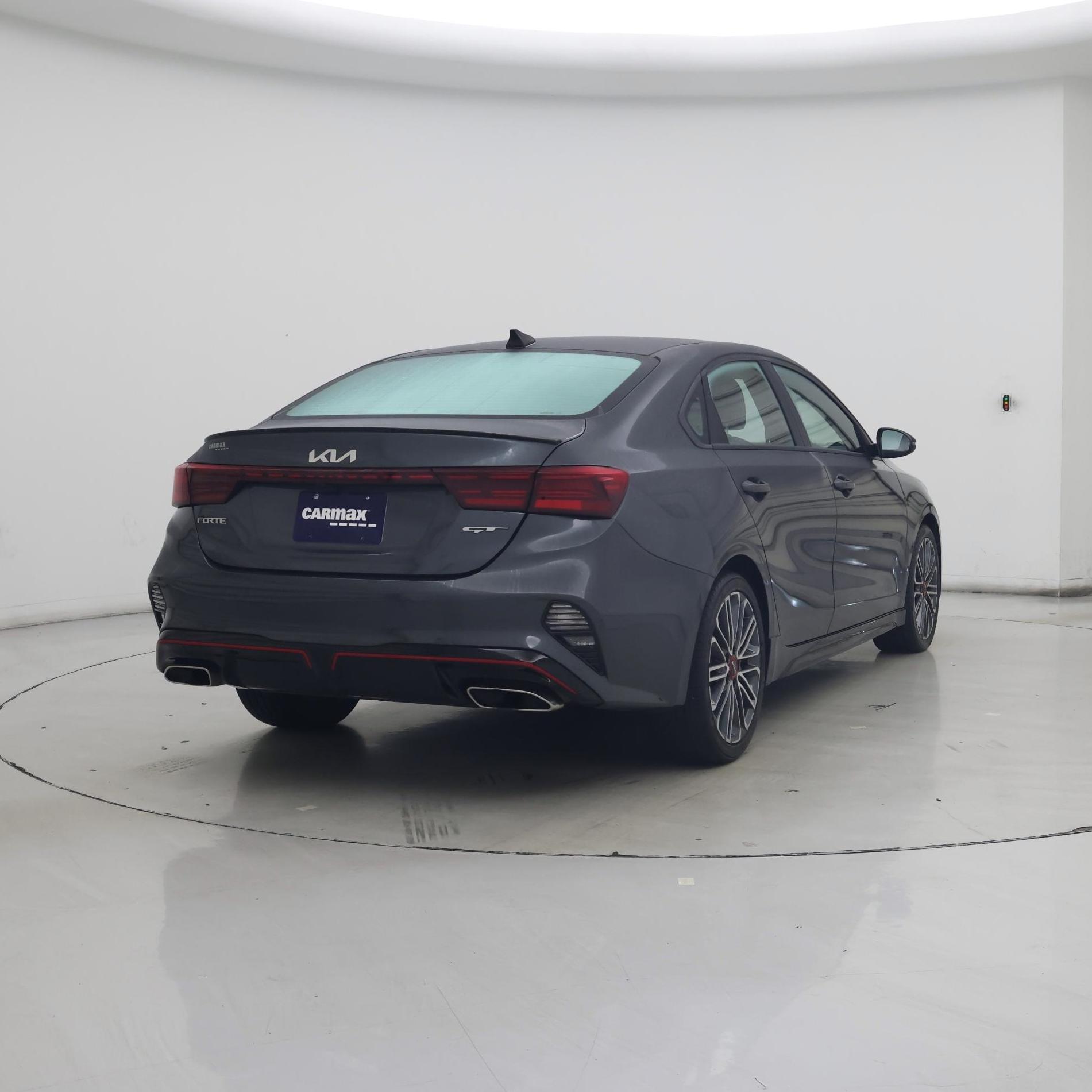 Thumbnail: 2023 Kia Forte - 8