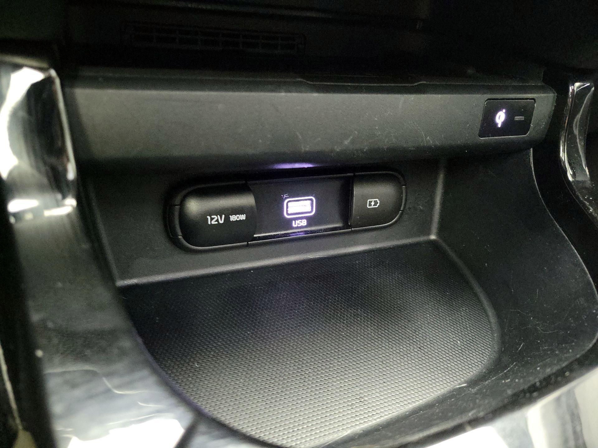 Thumbnail: 2023 Kia Seltos - 19