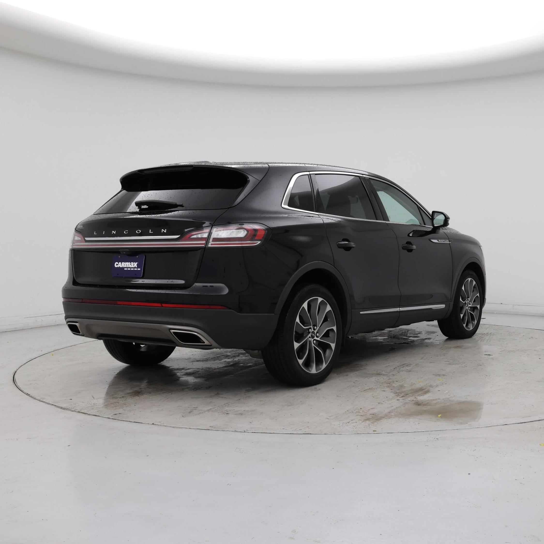 Thumbnail: 2022 Lincoln Nautilus - 8