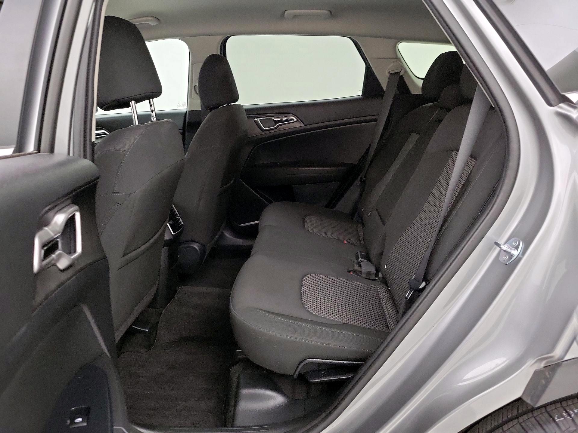 Thumbnail: 2024 Kia Sportage - 19