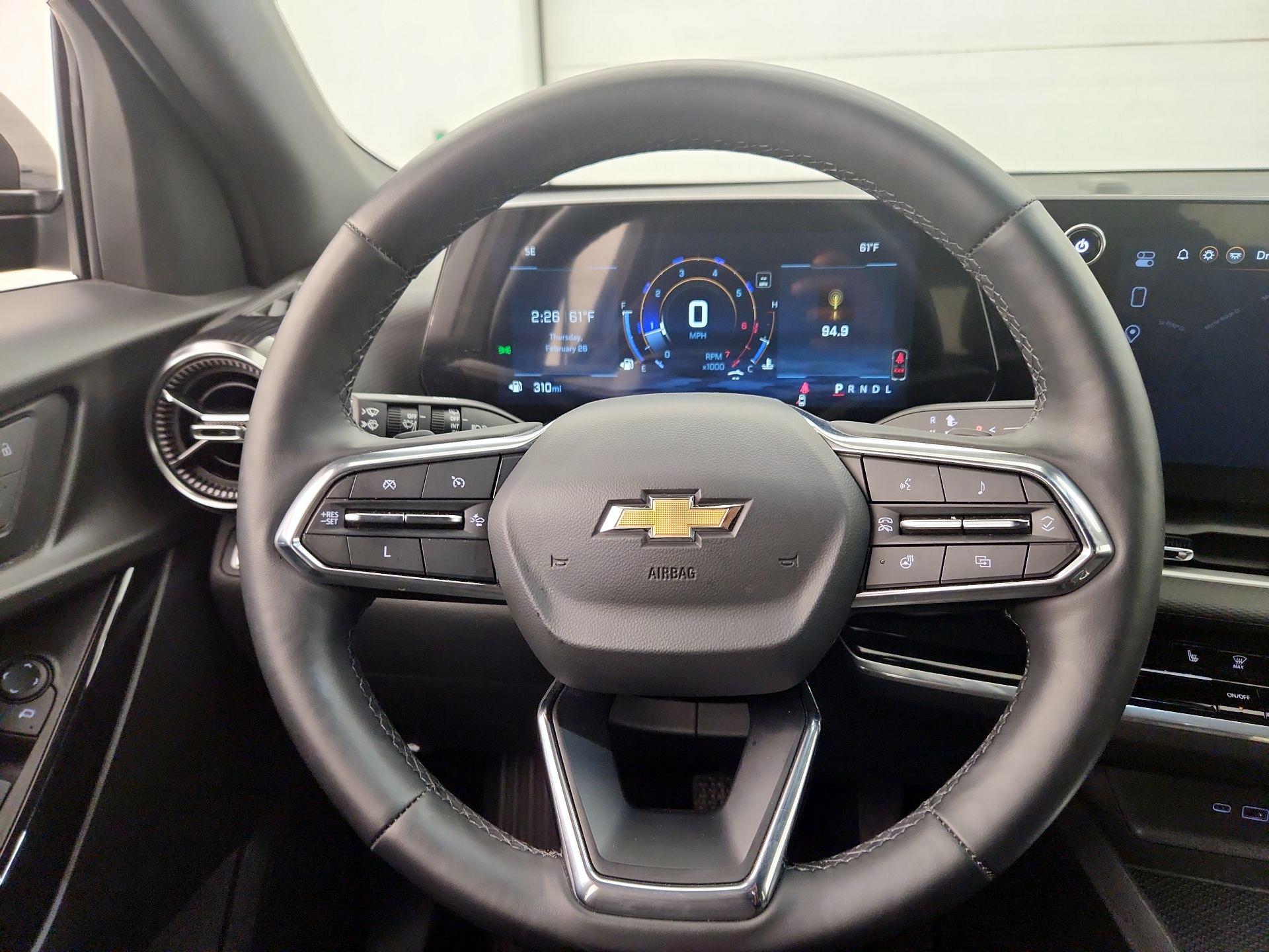 Thumbnail: 2025 Chevrolet Equinox - 10