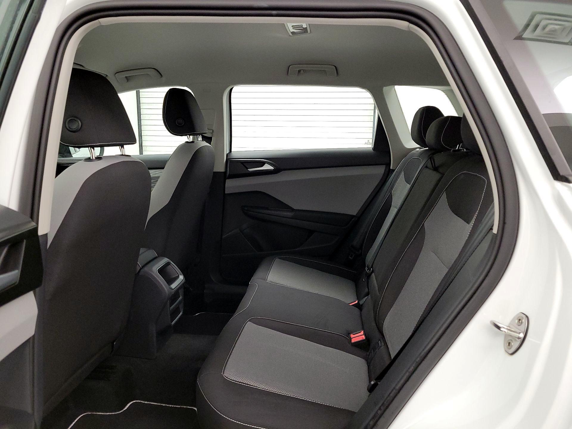 Thumbnail: 2023 Volkswagen Taos - 19
