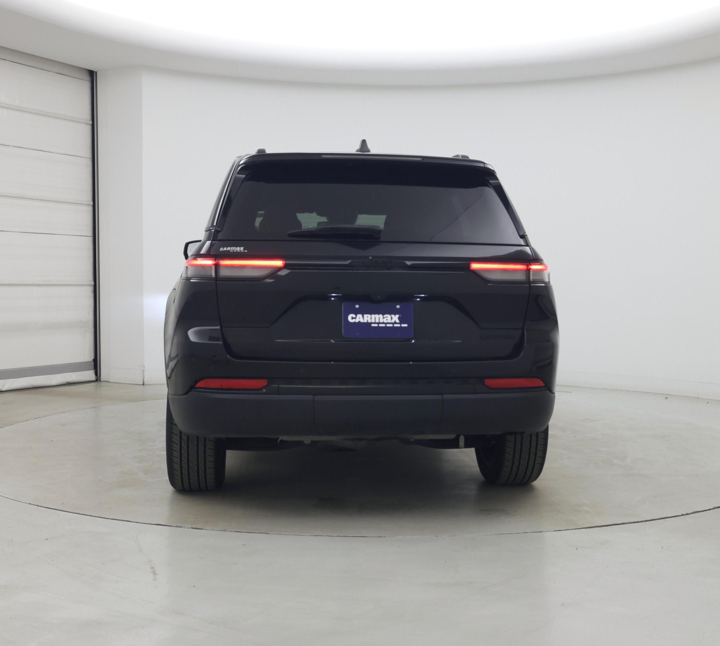 Thumbnail: 2023 Jeep Grand Cherokee - 6