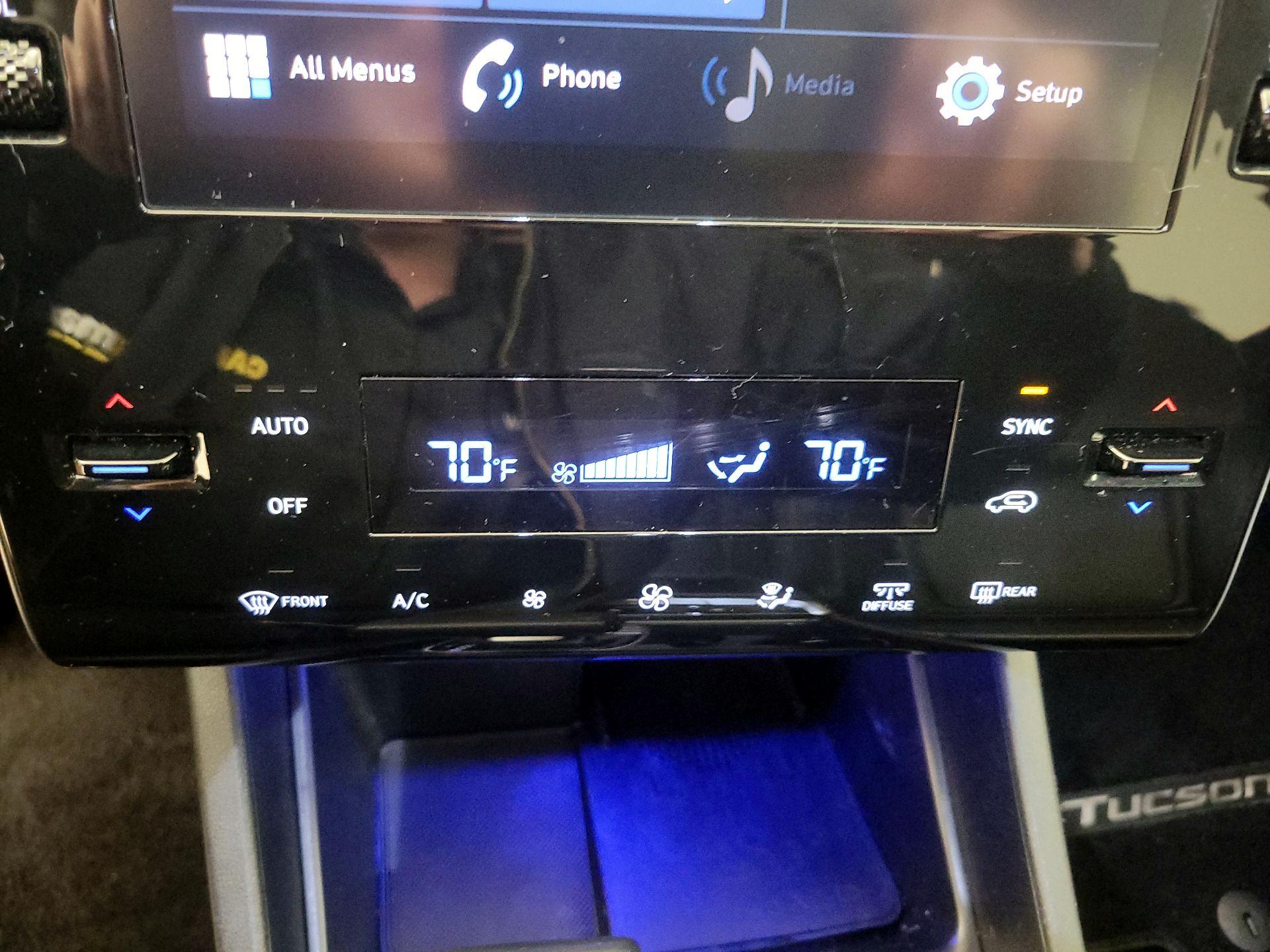 Thumbnail: 2023 Hyundai Tucson - 16