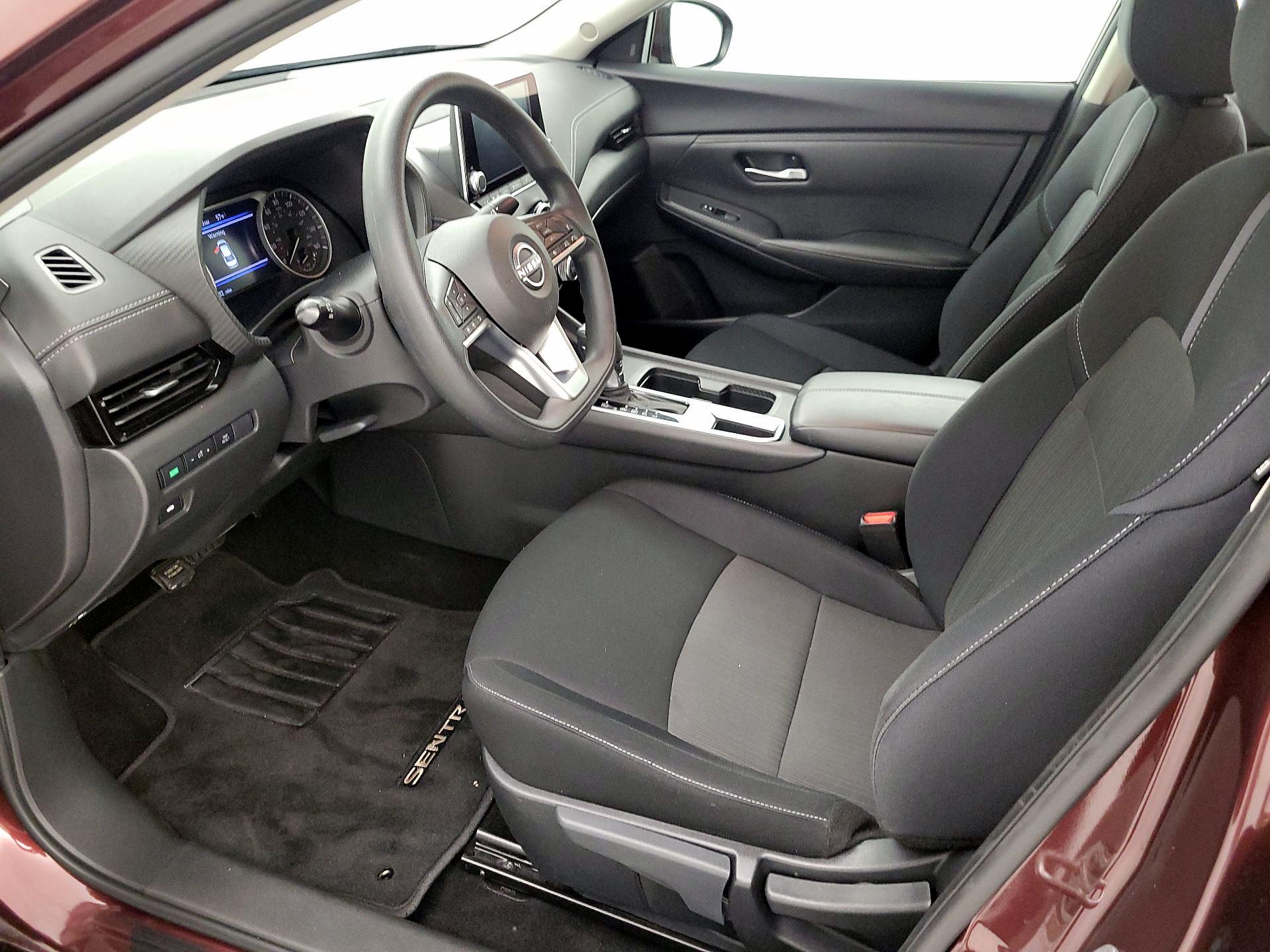 Thumbnail: 2024 Nissan Sentra - 11