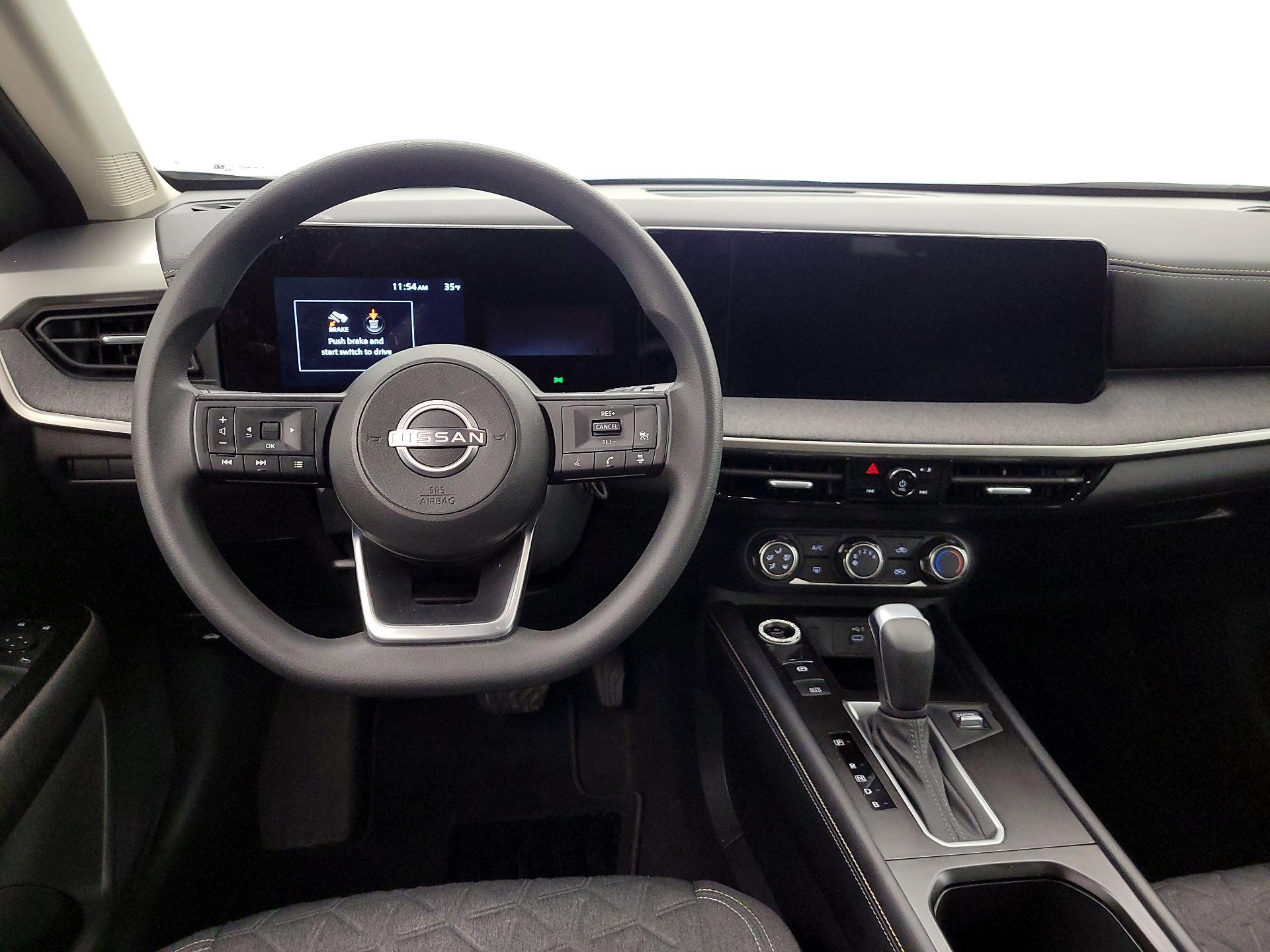 Thumbnail: 2025 Nissan Kicks - 10