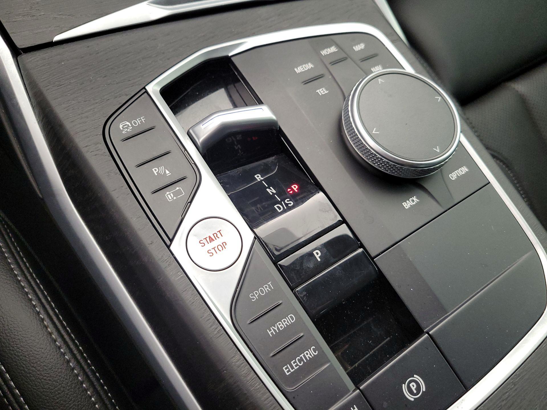 Thumbnail: 2023 BMW 3 Series - 18