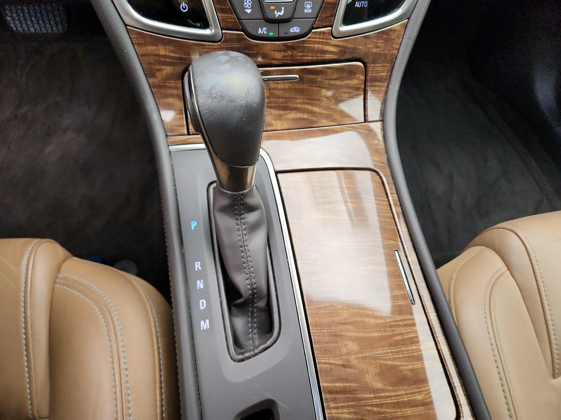 Thumbnail: 2014 Buick LaCrosse - 16