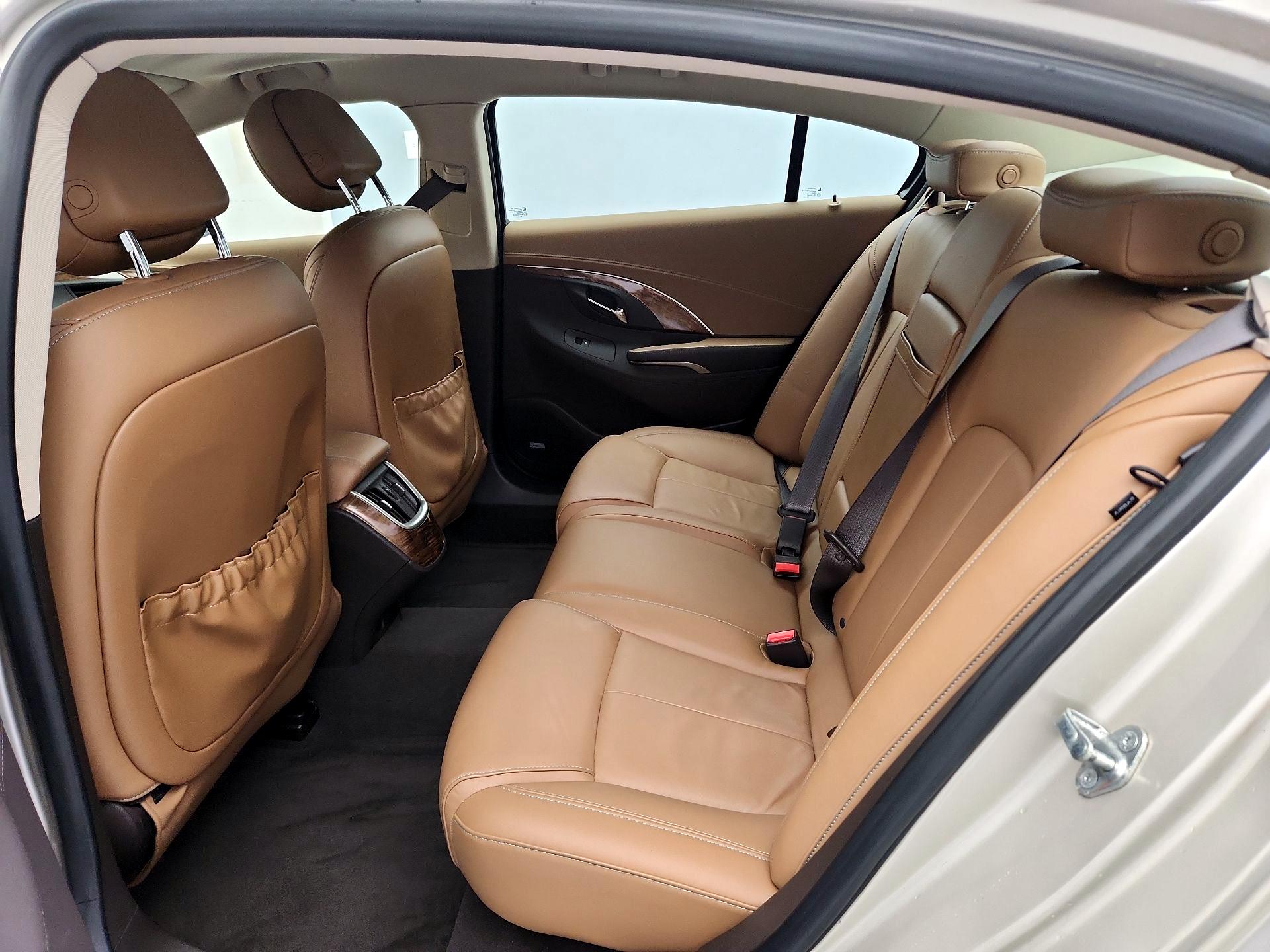 Thumbnail: 2014 Buick LaCrosse - 17