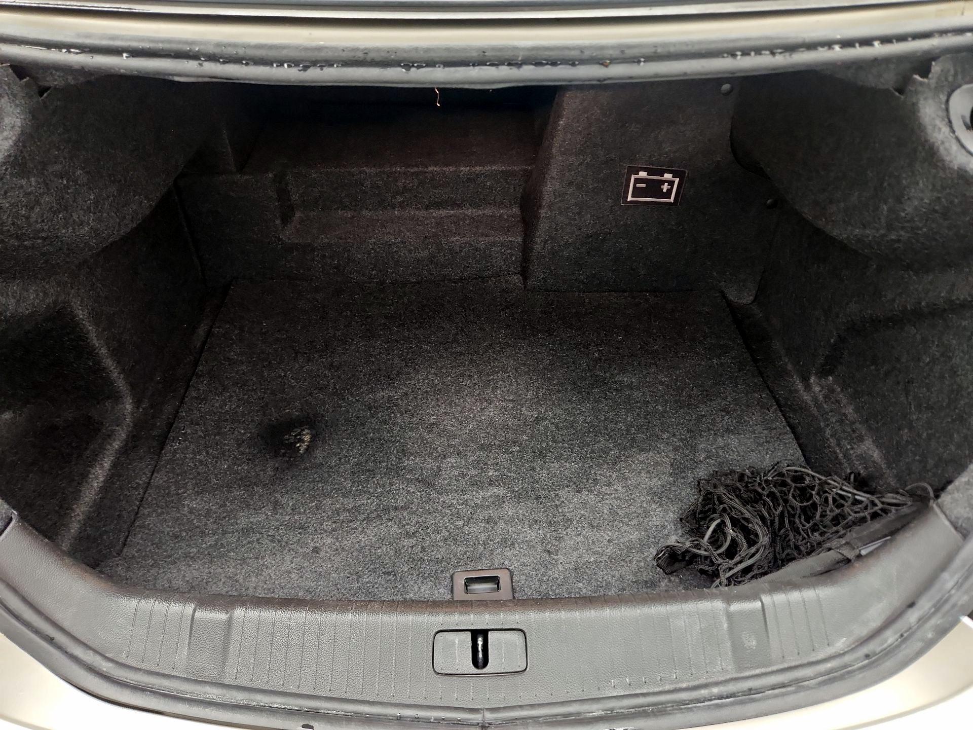 Thumbnail: 2014 Buick LaCrosse - 18