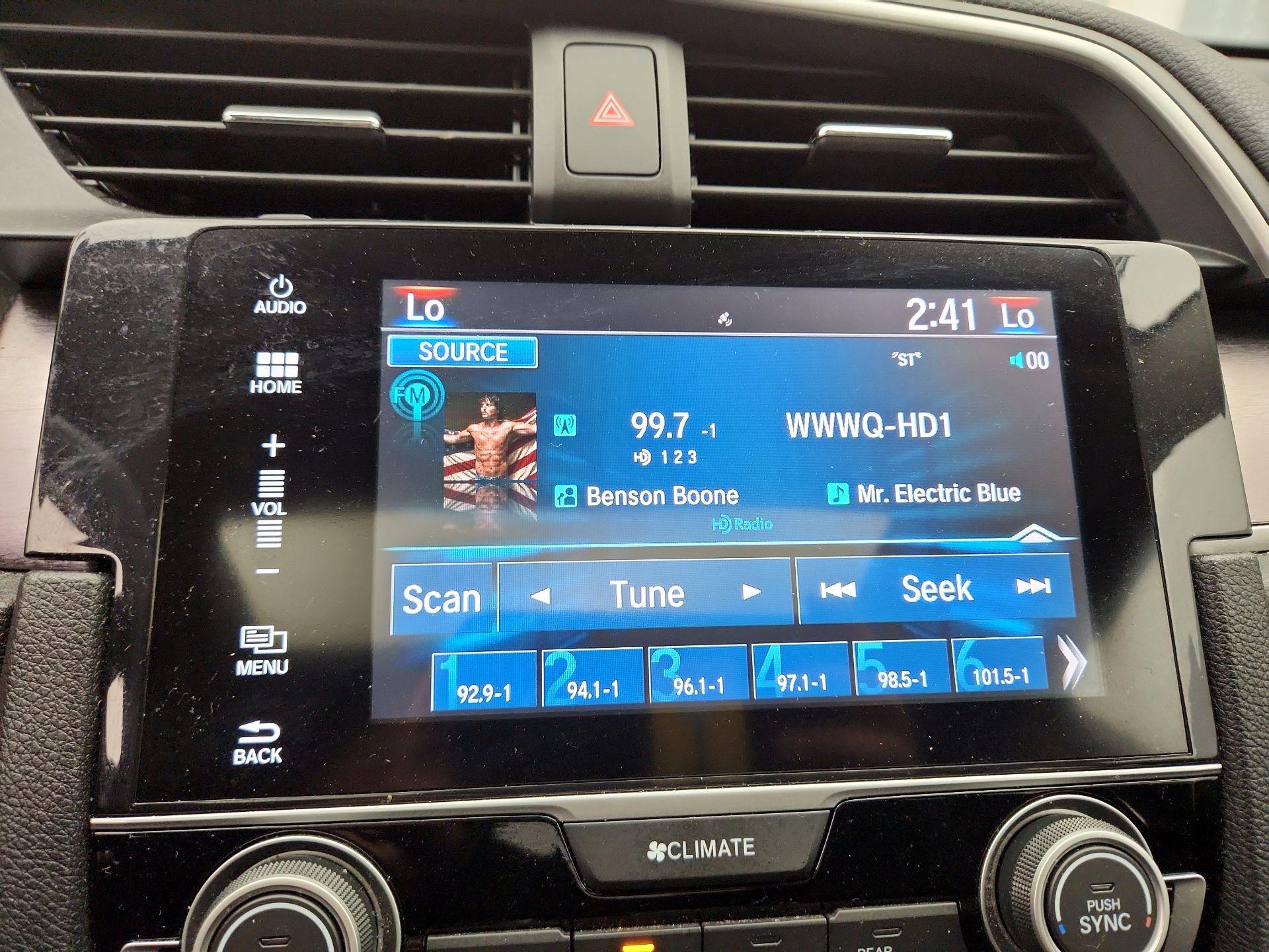 Thumbnail: 2017 Honda Civic - 15