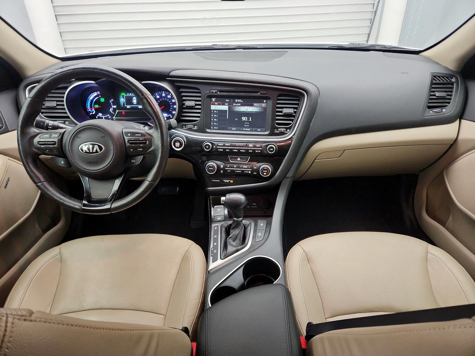 Thumbnail: 2015 Kia Optima - 9