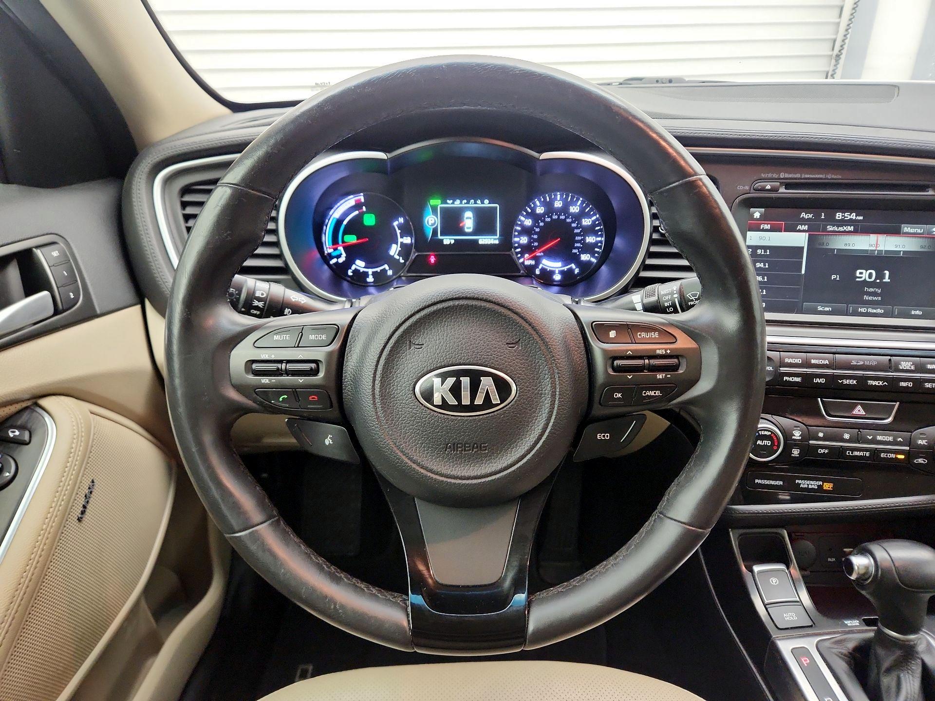 Thumbnail: 2015 Kia Optima - 10