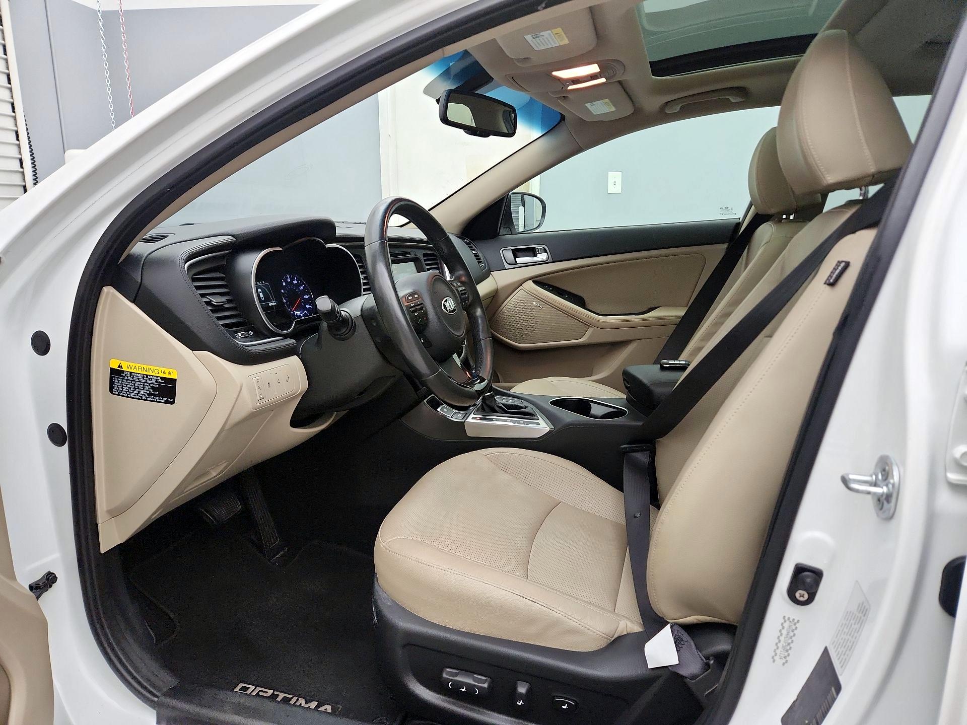 Thumbnail: 2015 Kia Optima - 11