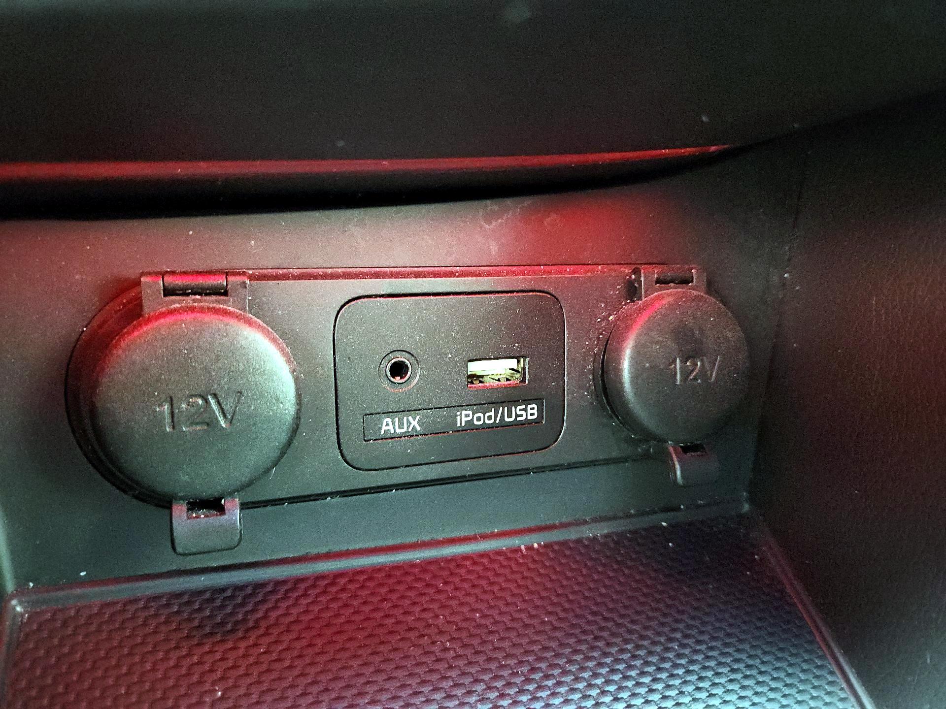 Thumbnail: 2015 Kia Optima - 19