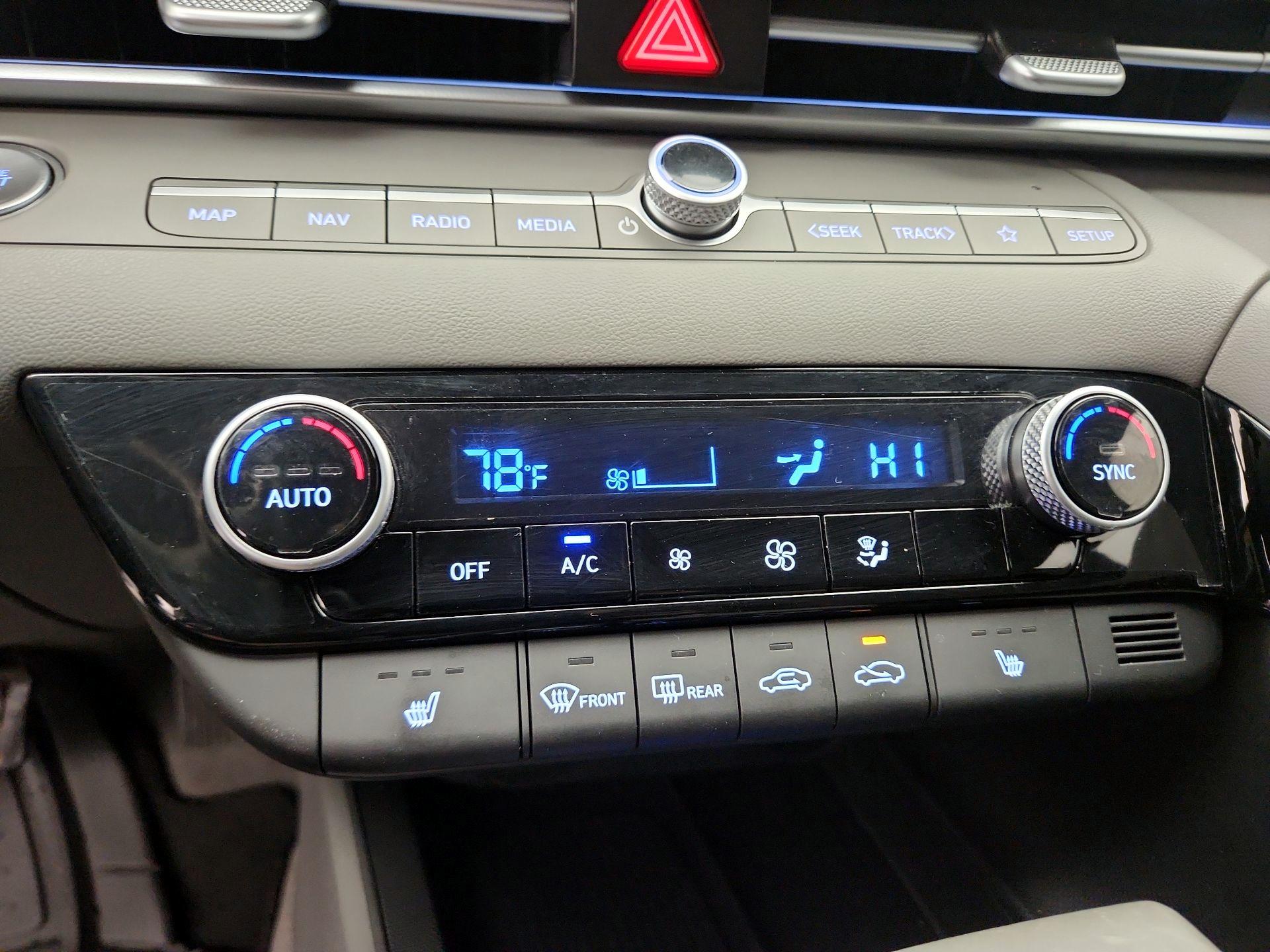 Thumbnail: 2024 Hyundai Elantra - 14