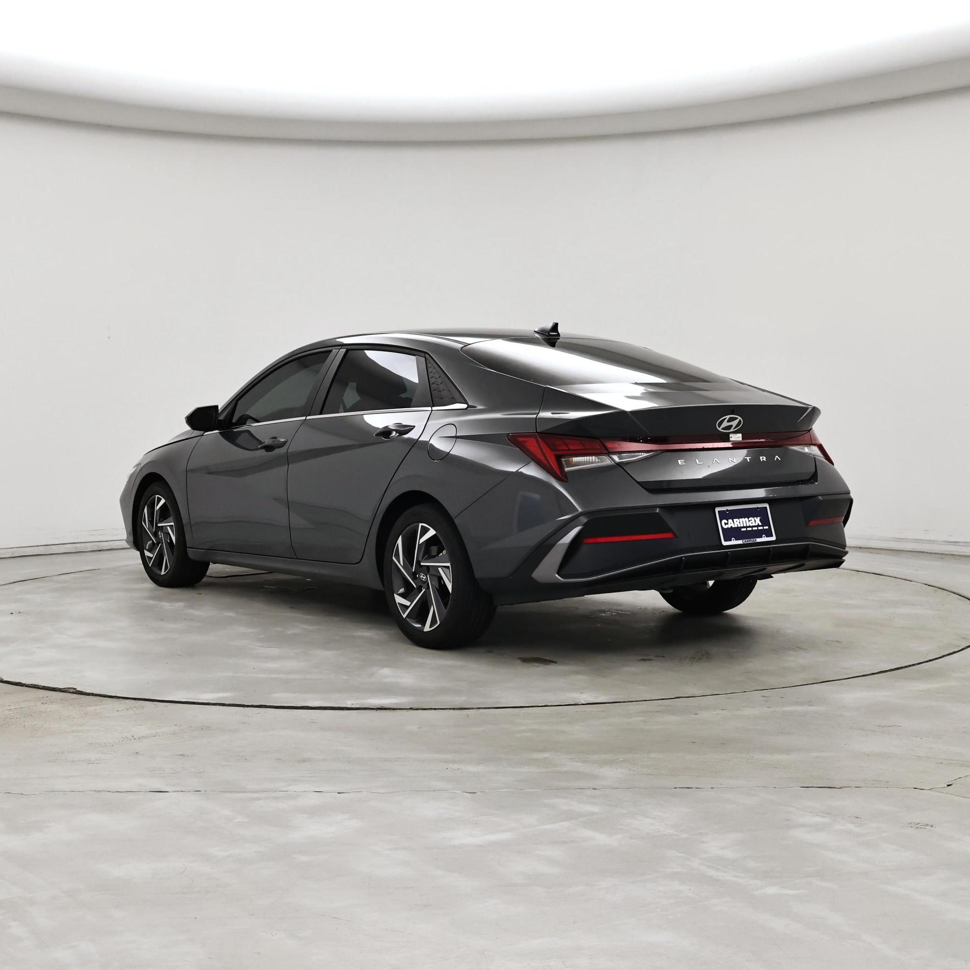 Thumbnail: 2024 Hyundai Elantra - 2