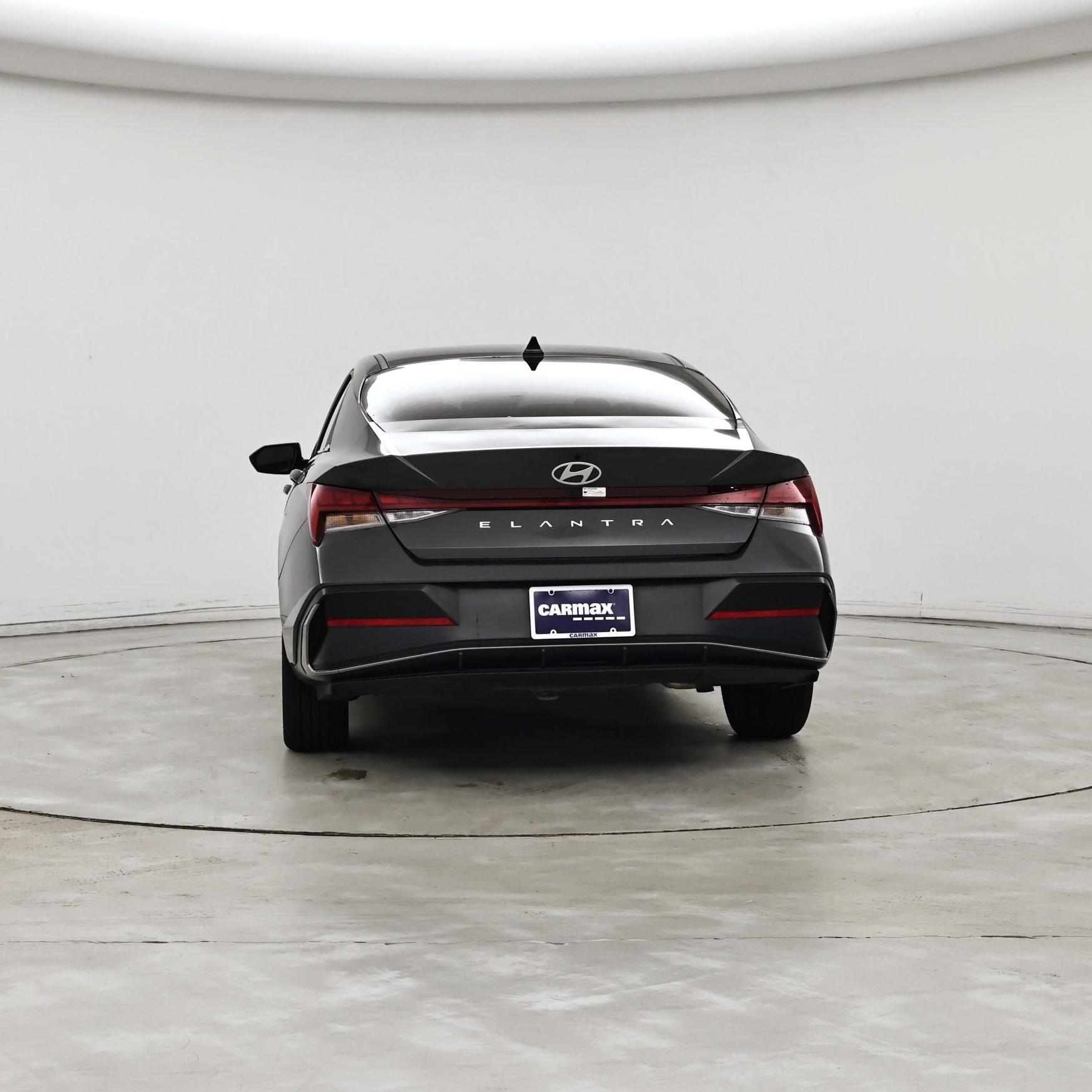 Thumbnail: 2024 Hyundai Elantra - 6