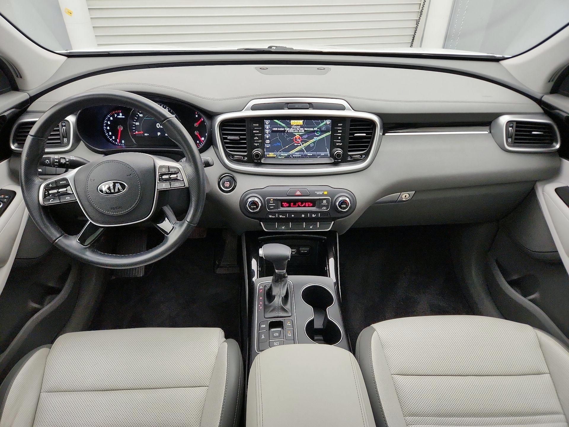 Thumbnail: 2020 Kia Sorento - 9