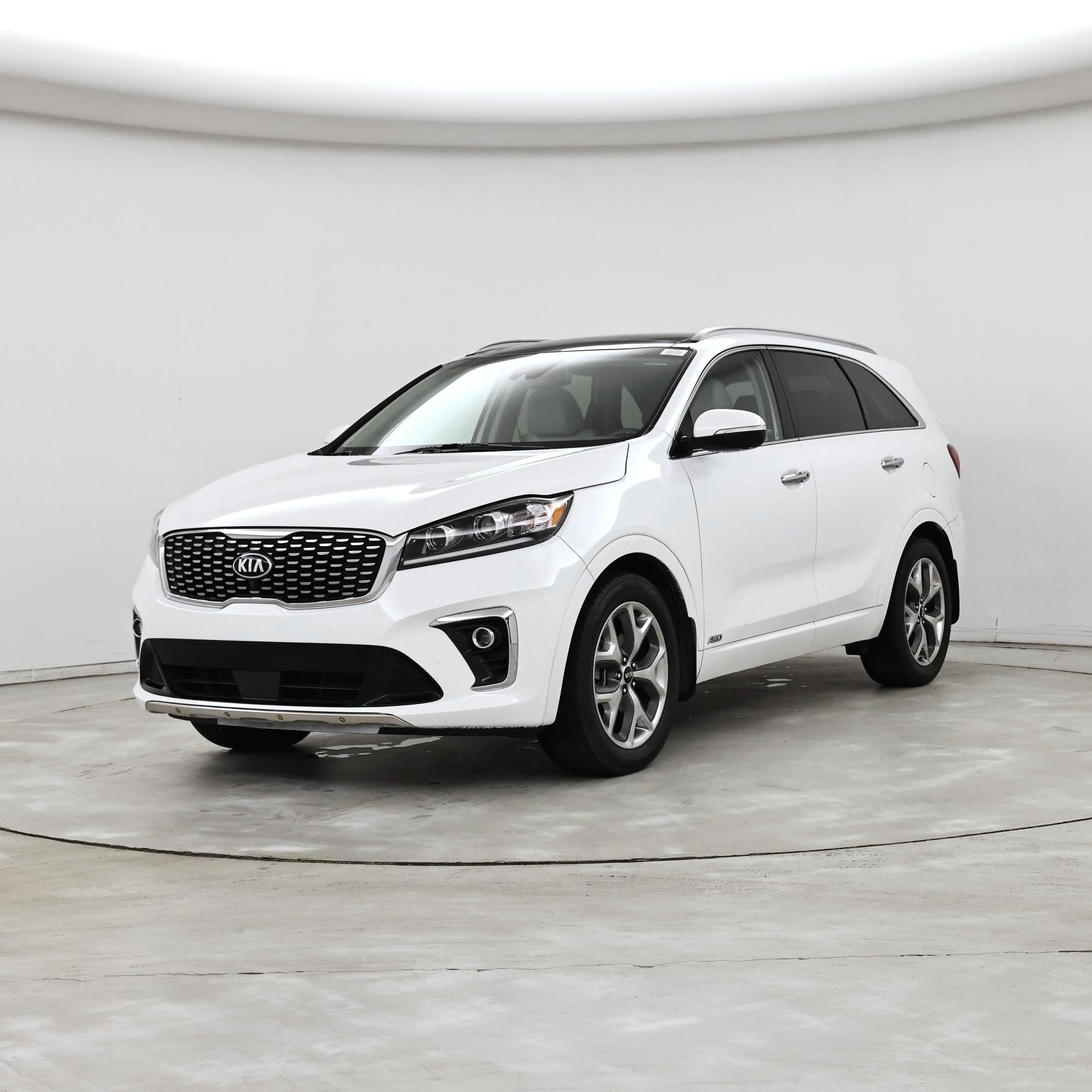 Thumbnail: 2020 Kia Sorento - 4