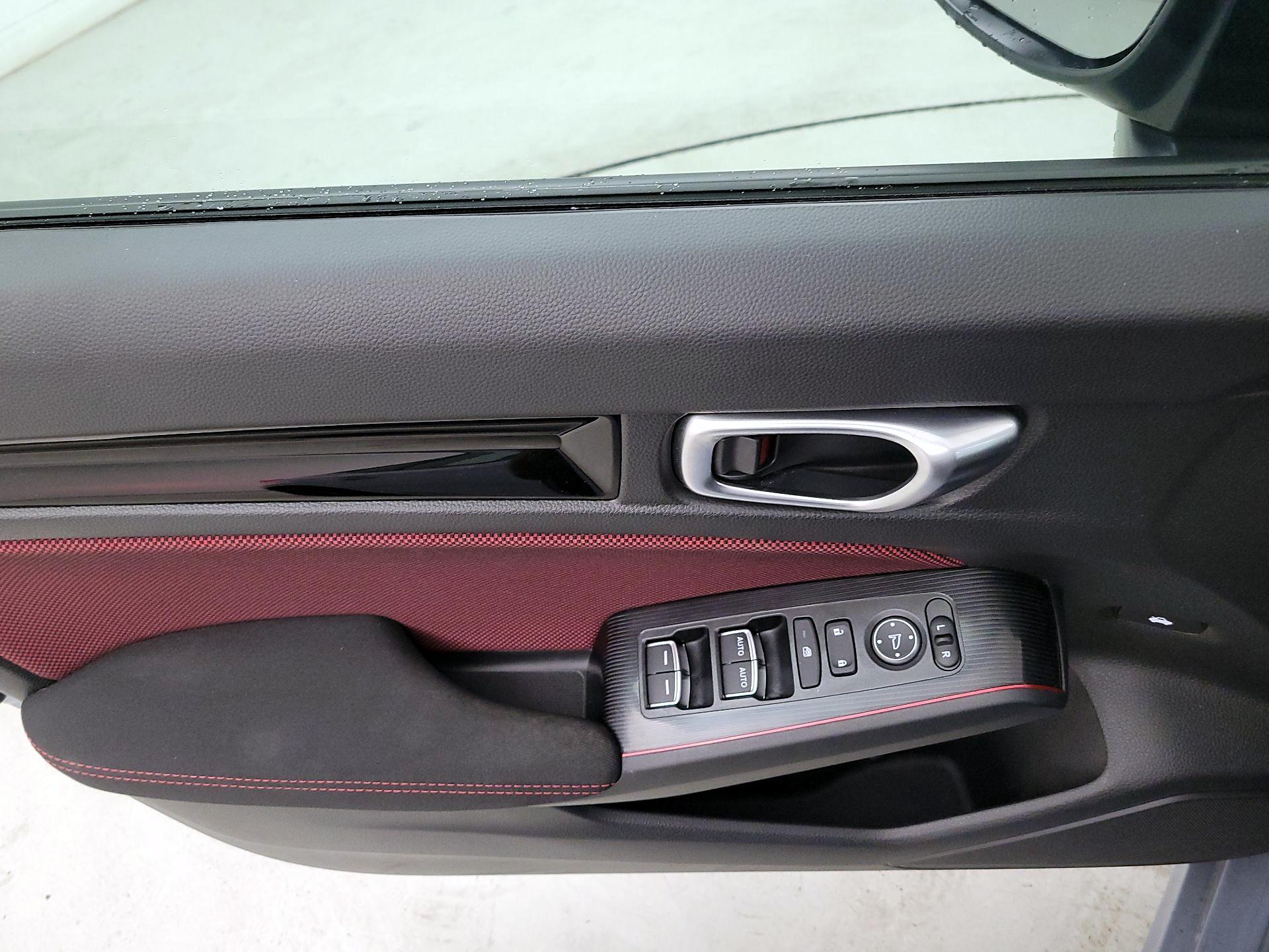 Thumbnail: 2023 Honda Civic - 12