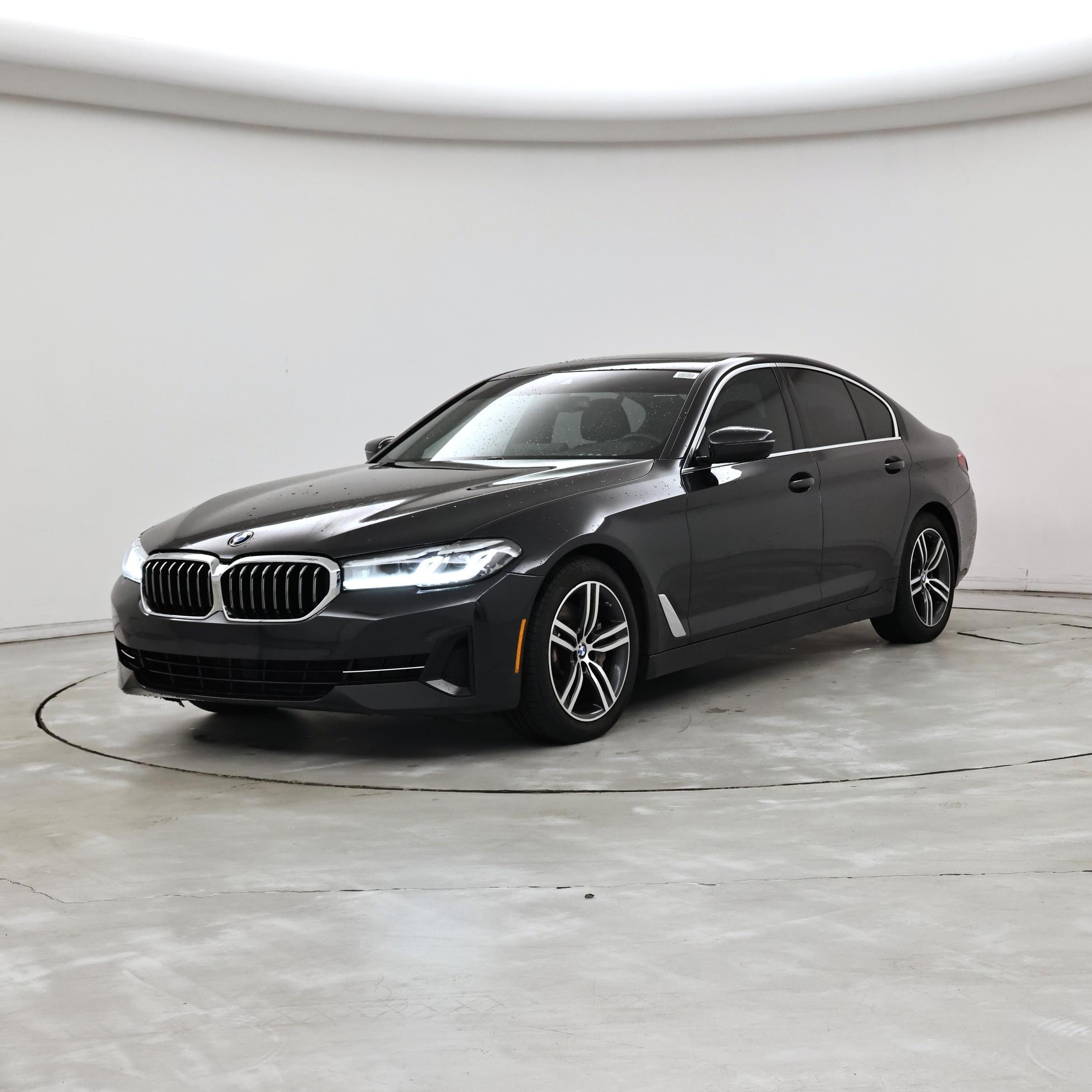 Thumbnail: 2021 BMW 5 Series - 4