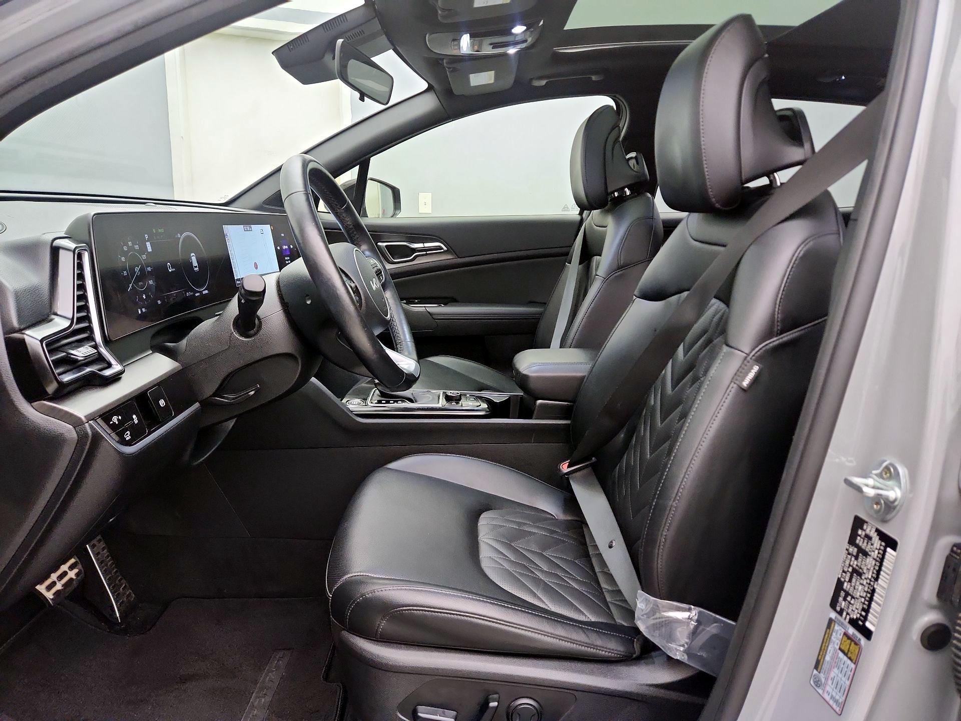 Thumbnail: 2023 Kia Sportage - 11