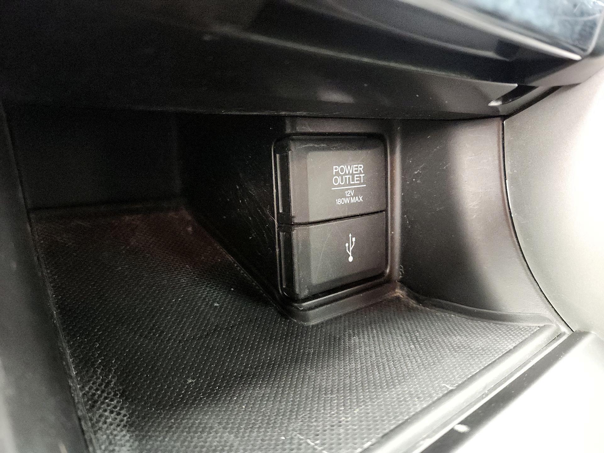 Thumbnail: 2015 Honda Accord - 18