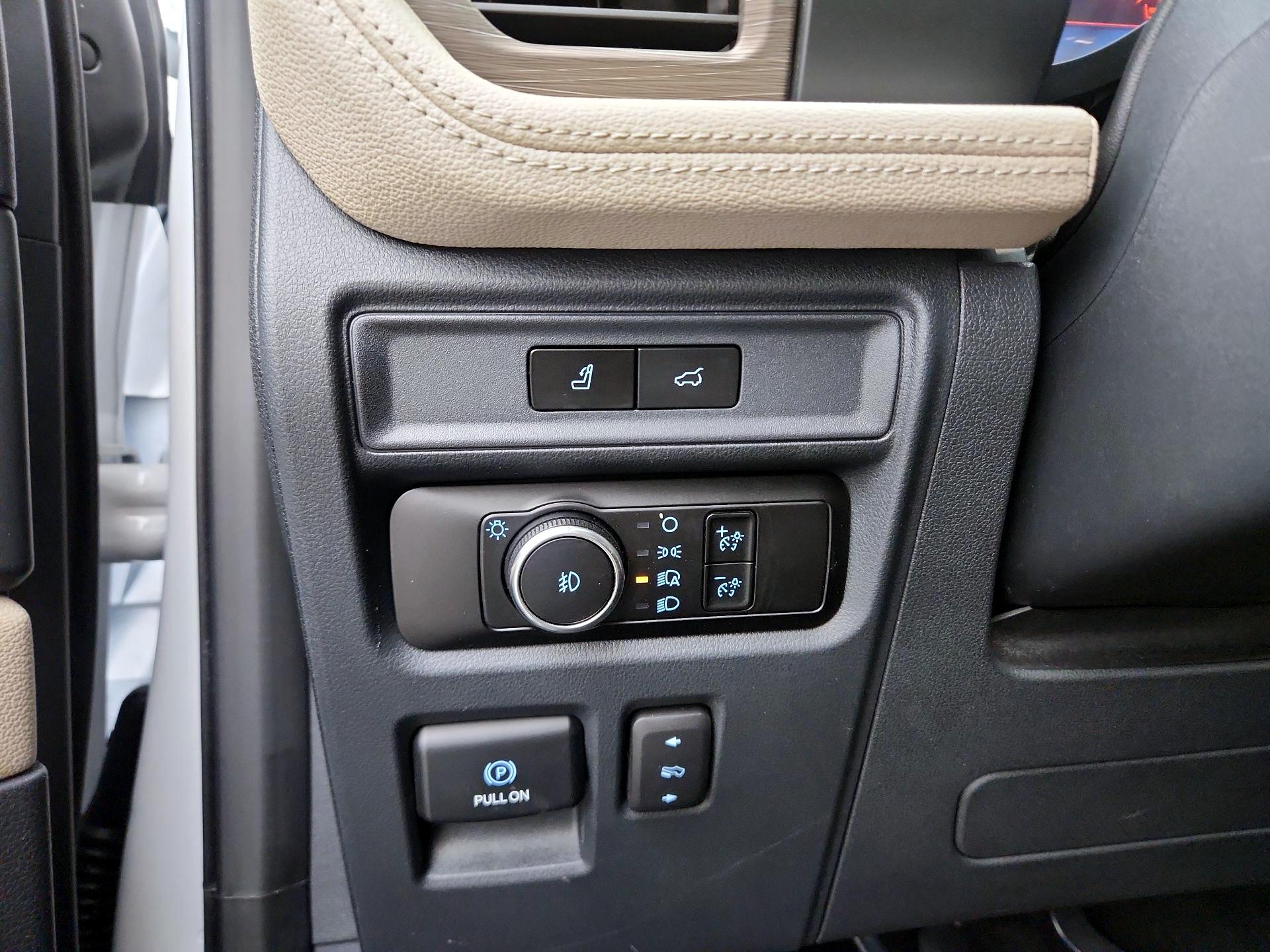 Thumbnail: 2023 Ford Expedition - 13