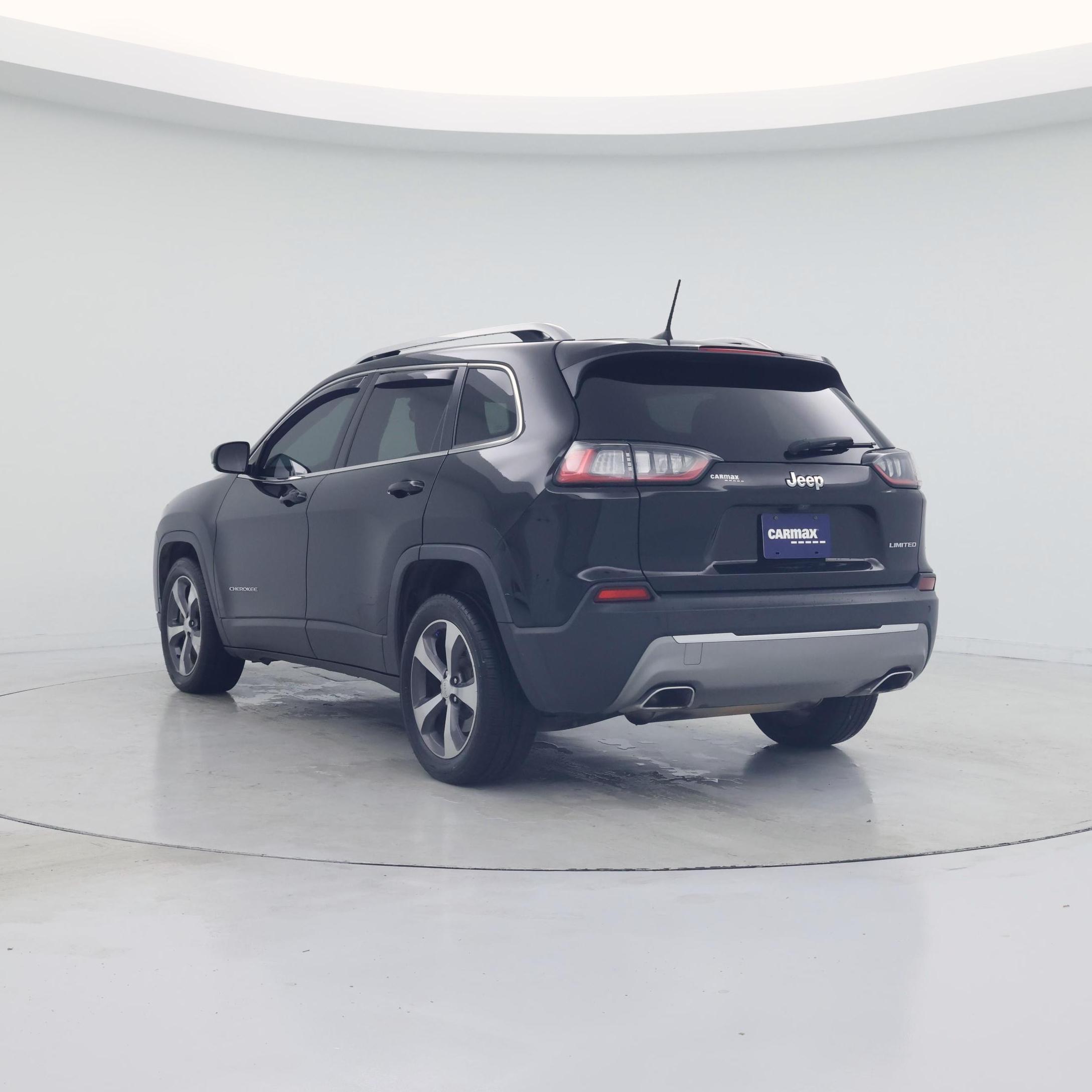 Thumbnail: 2019 Jeep Cherokee - 2
