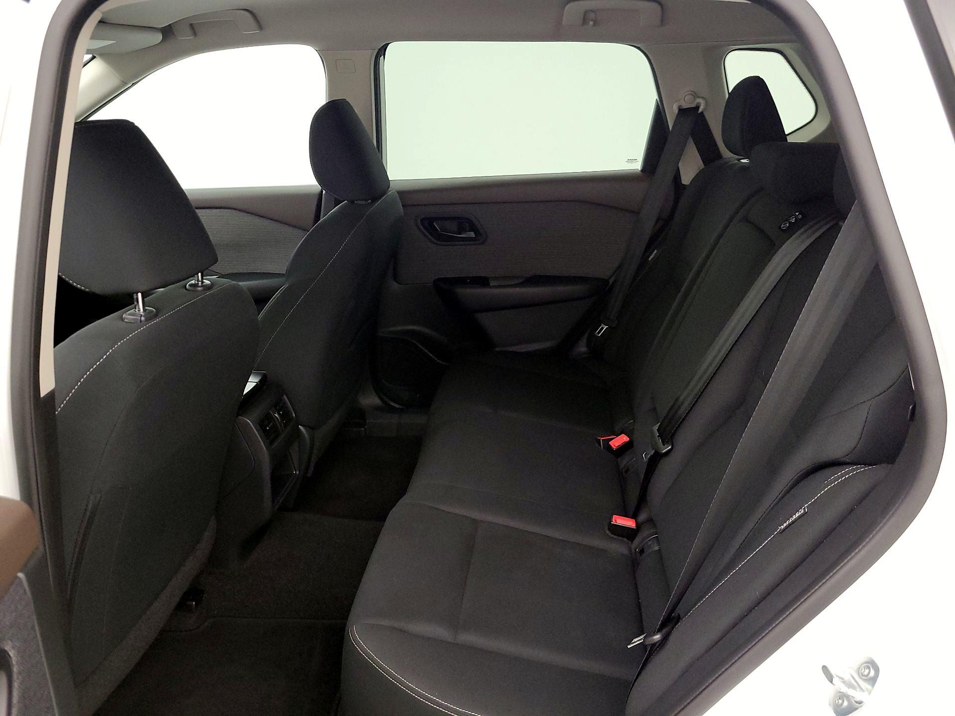 Thumbnail: 2023 Nissan Rogue - 19