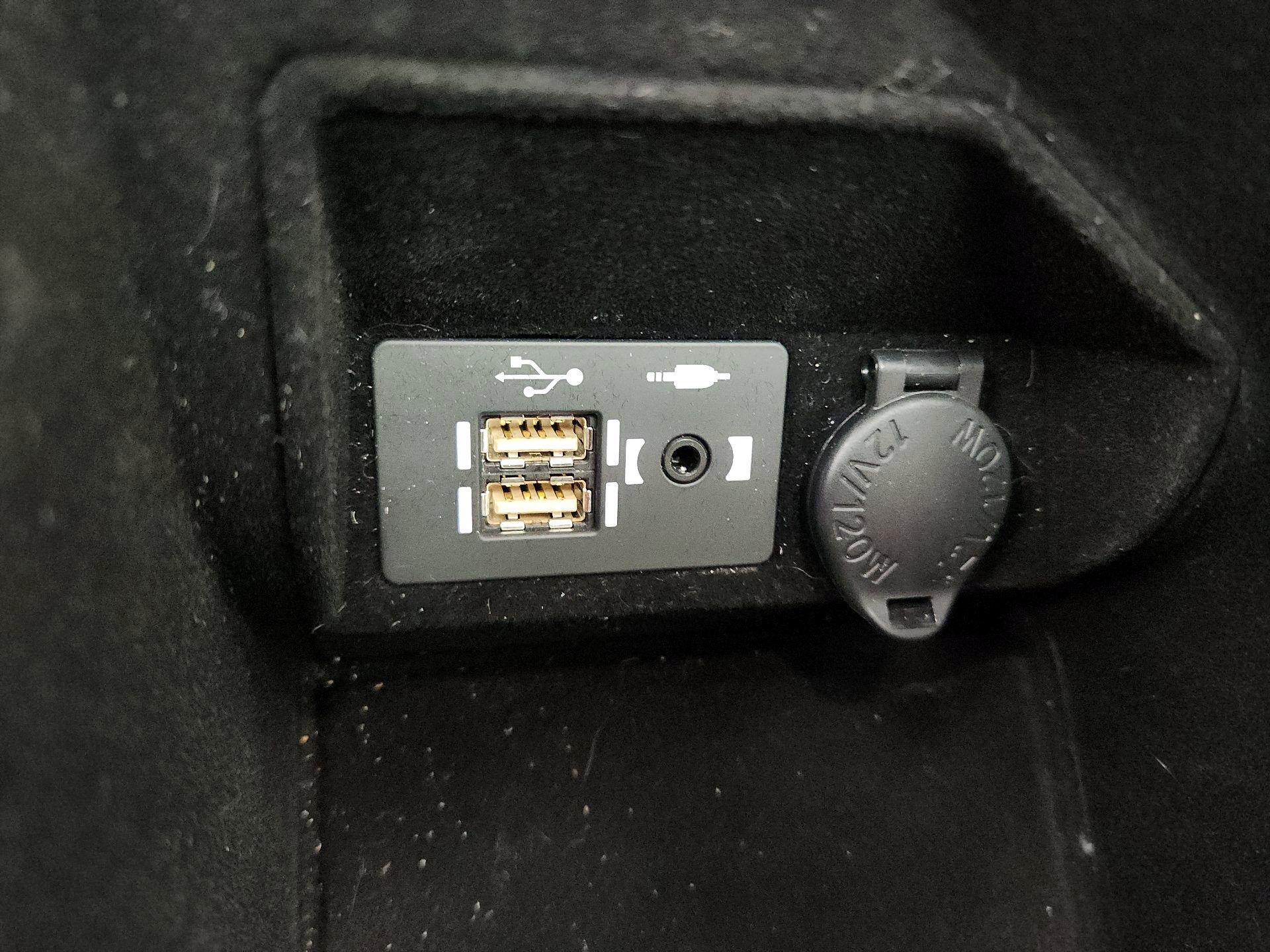 Thumbnail: 2025 Lexus IS - 18