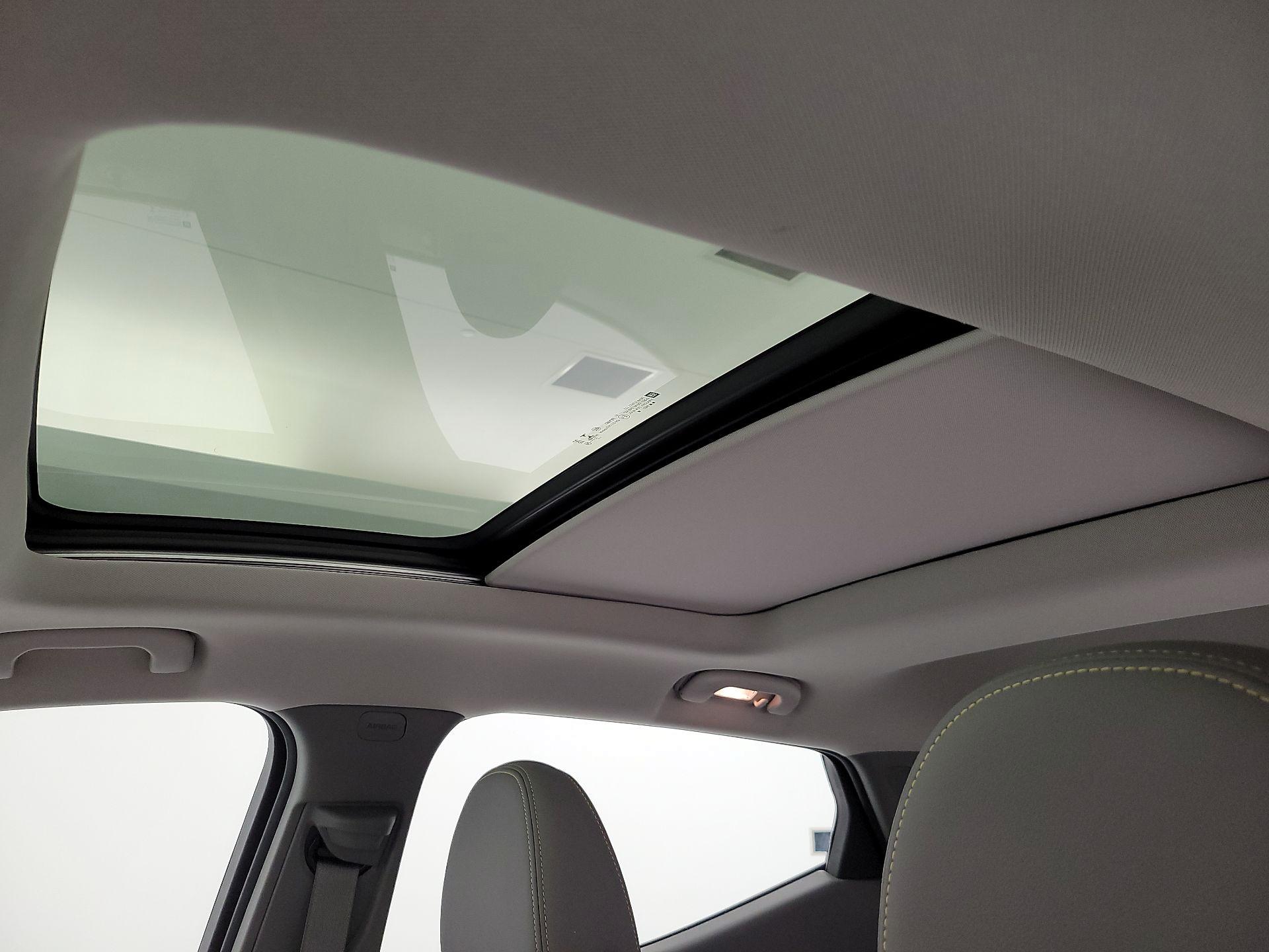 Thumbnail: 2023 Chevrolet Bolt EUV - 20