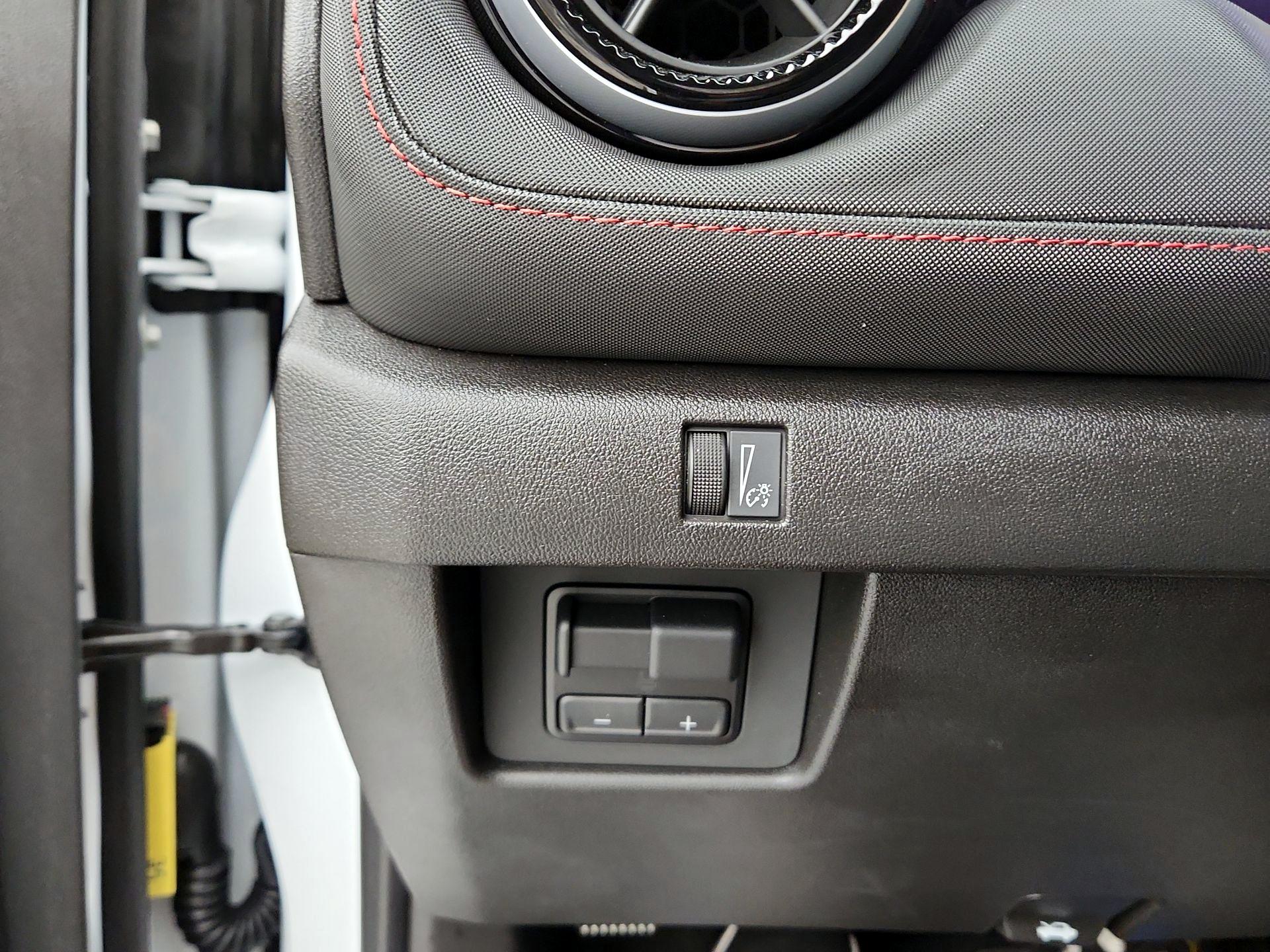 Thumbnail: 2024 Chevrolet Colorado - 13