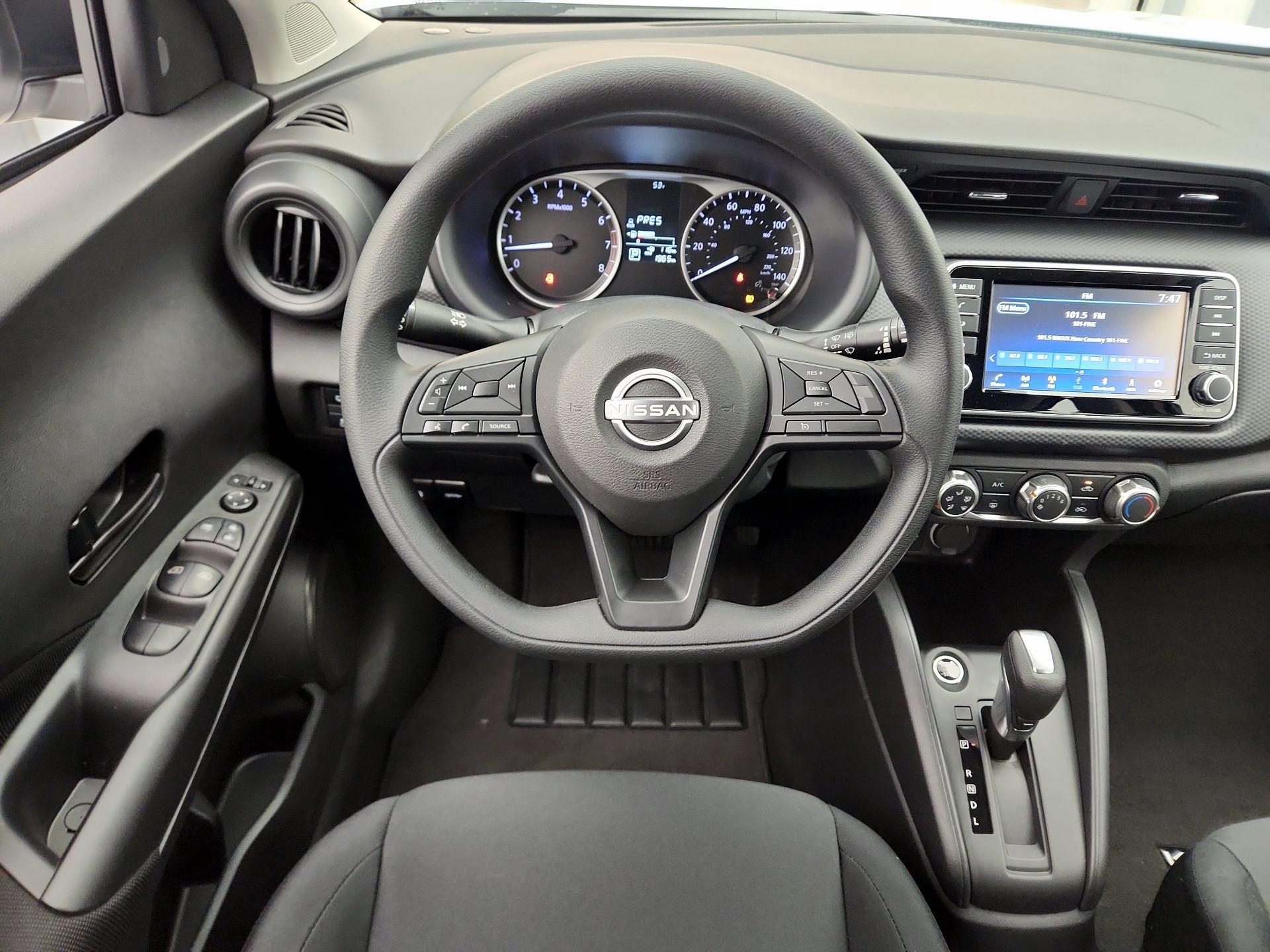 Thumbnail: 2025 Nissan Kicks - 10