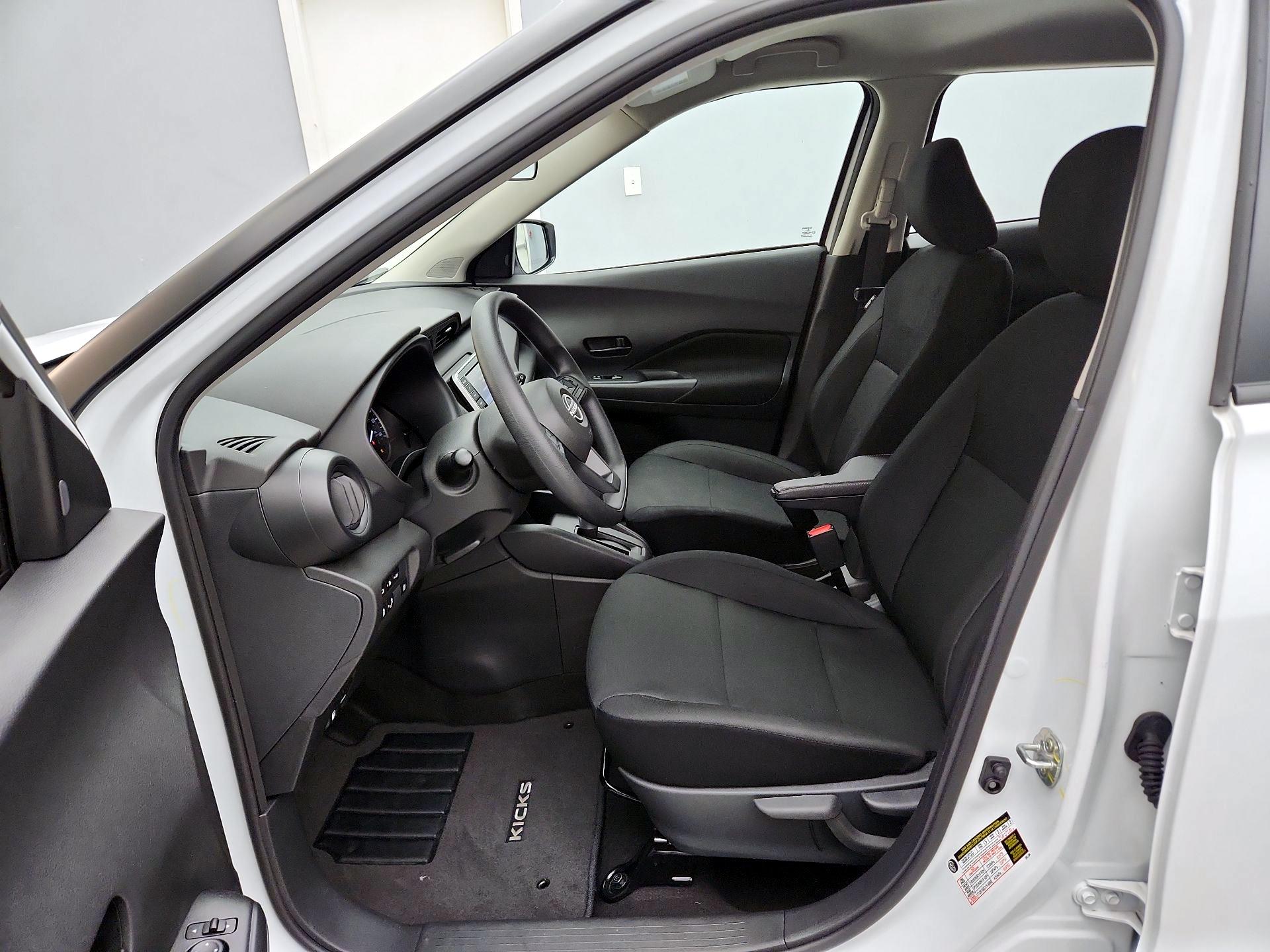 Thumbnail: 2025 Nissan Kicks - 11