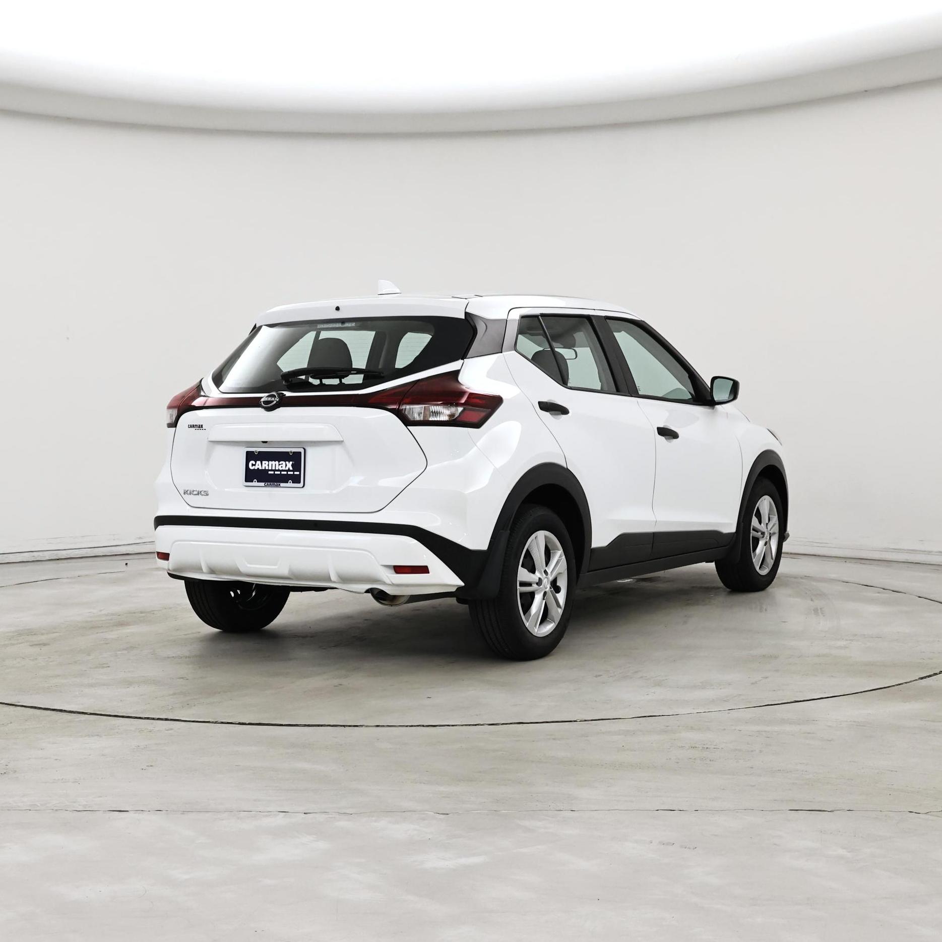 Thumbnail: 2025 Nissan Kicks - 8