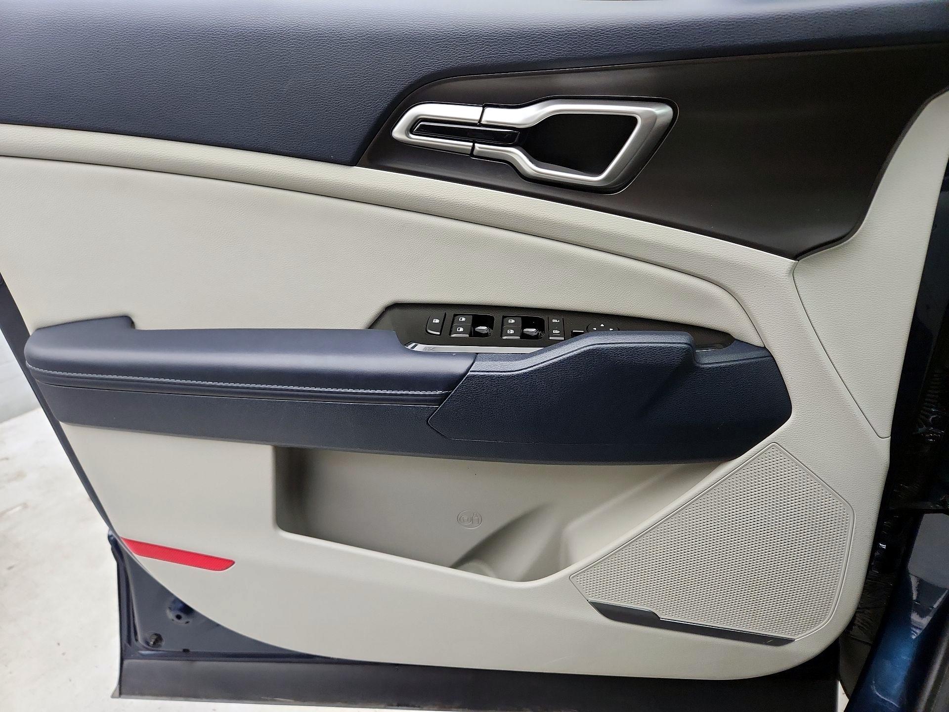 Thumbnail: 2025 Kia Sportage - 12