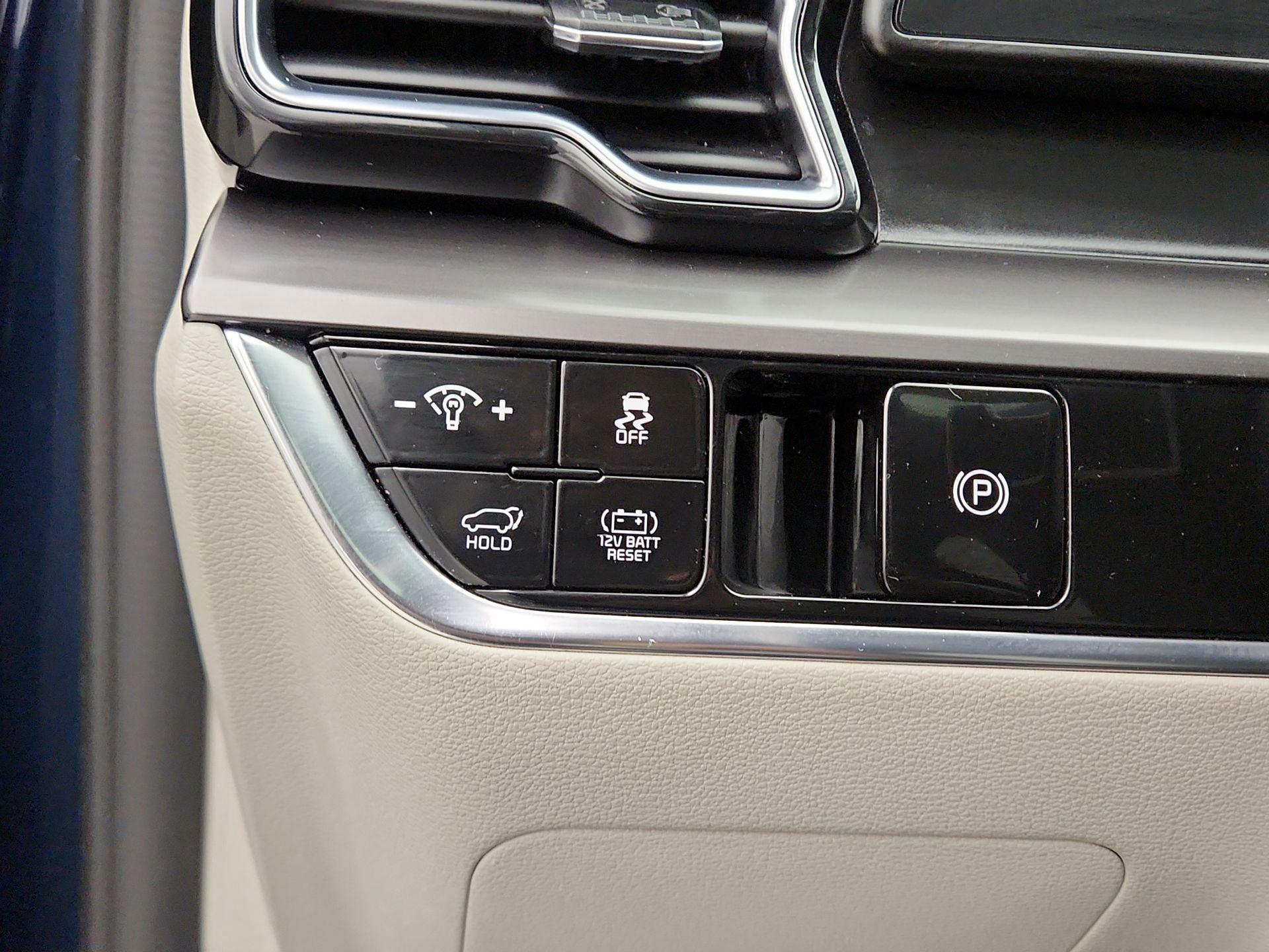 Thumbnail: 2025 Kia Sportage - 13