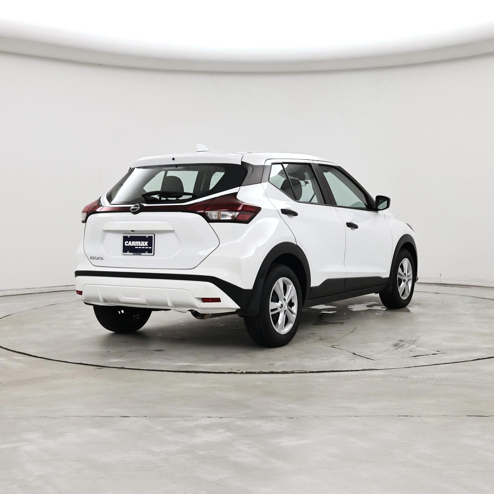 Thumbnail: 2025 Nissan Kicks - 8