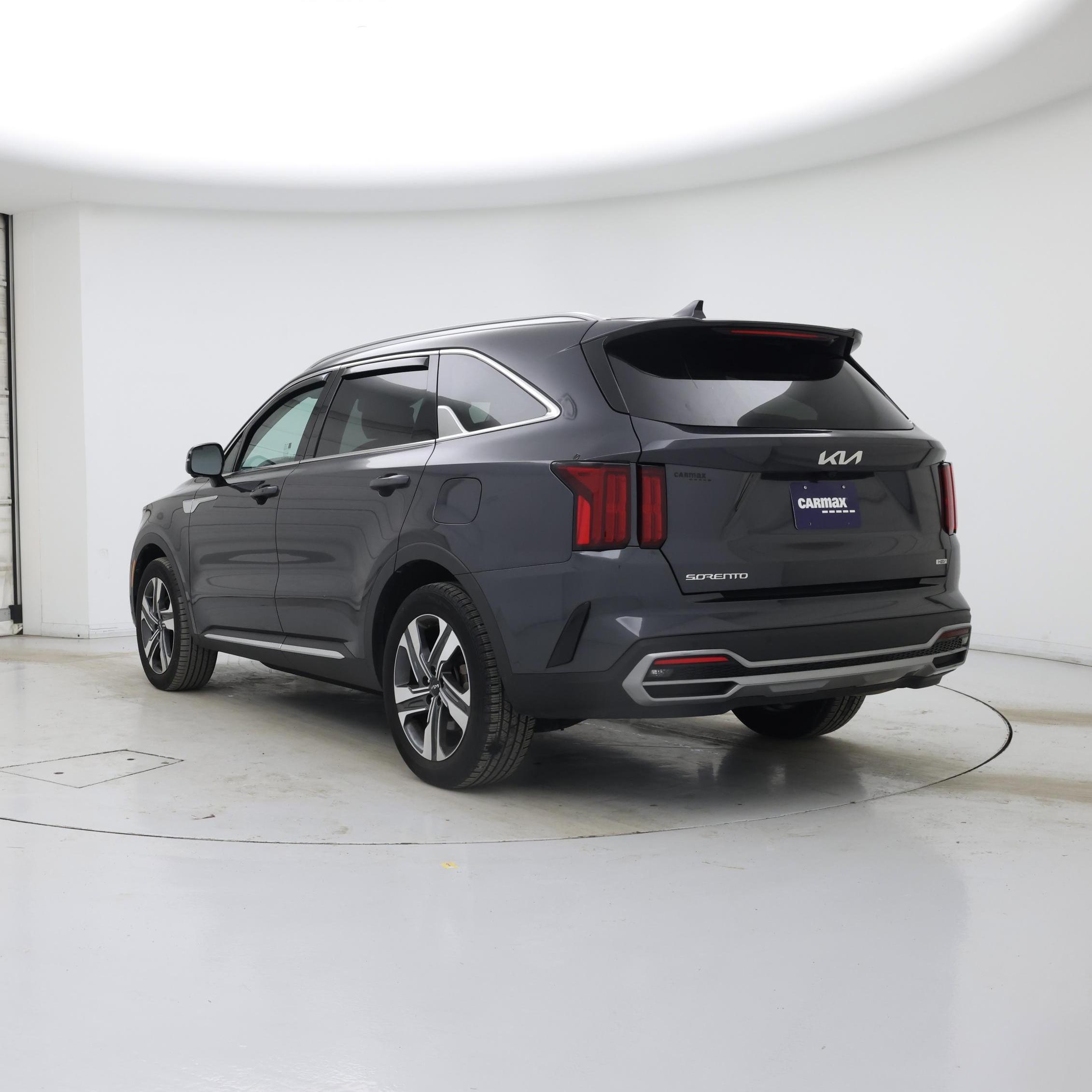 Thumbnail: 2023 Kia Sorento - 2