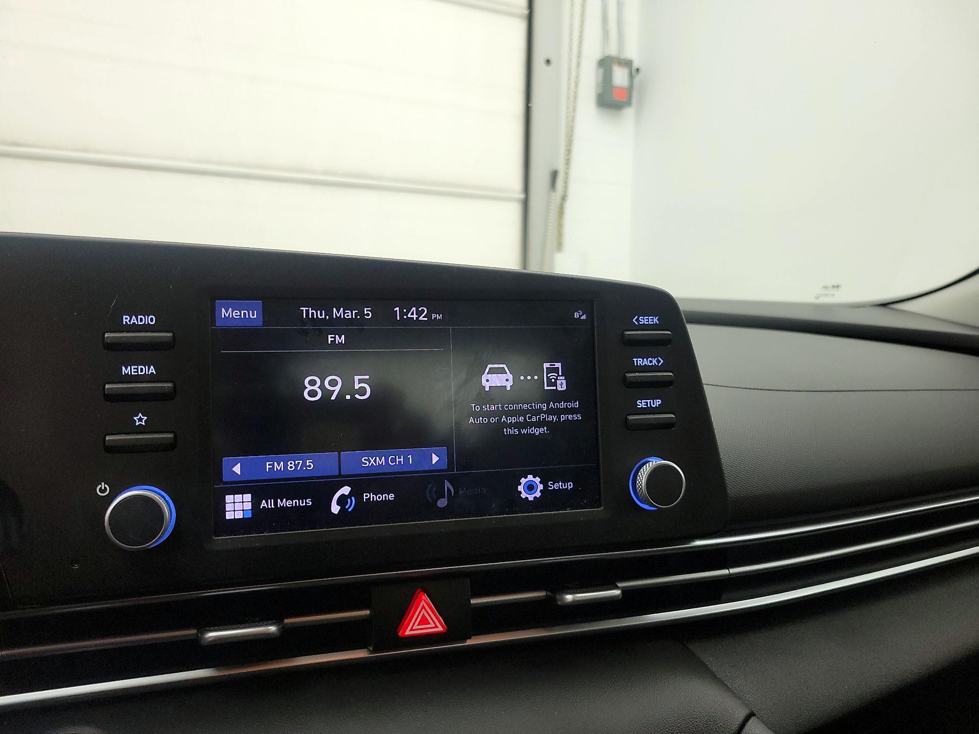 Thumbnail: 2023 Hyundai Elantra - 15