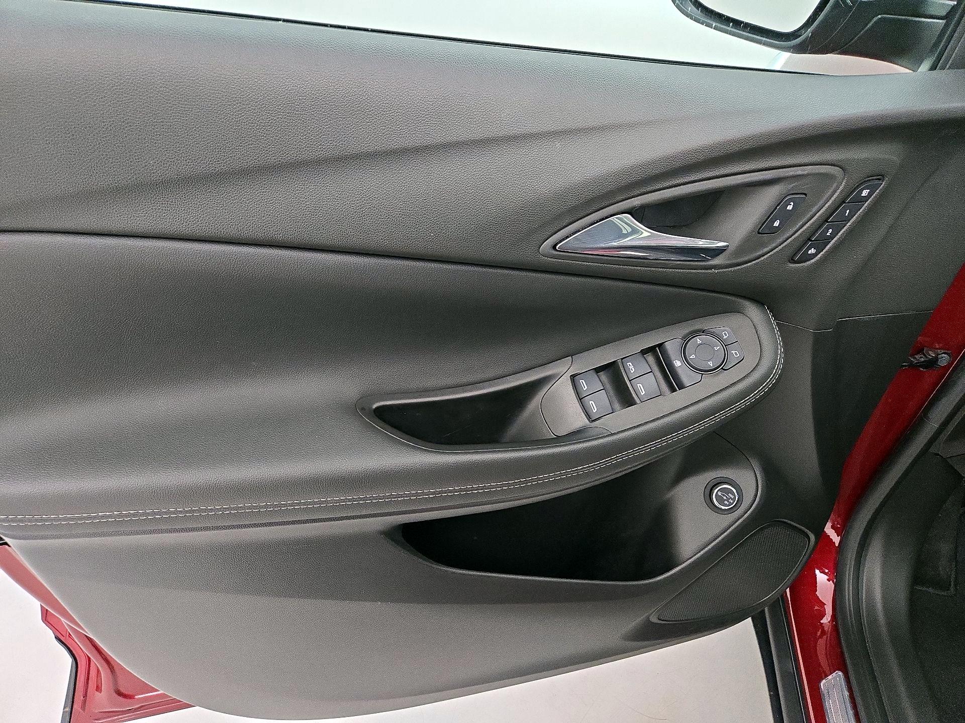 Thumbnail: 2022 Buick Encore GX - 12