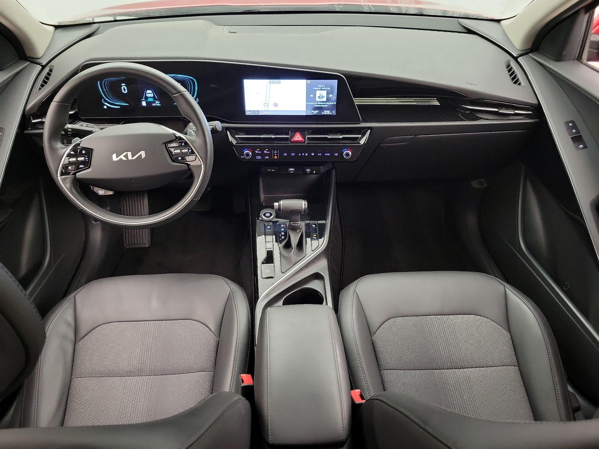 Thumbnail: 2023 Kia Niro - 9