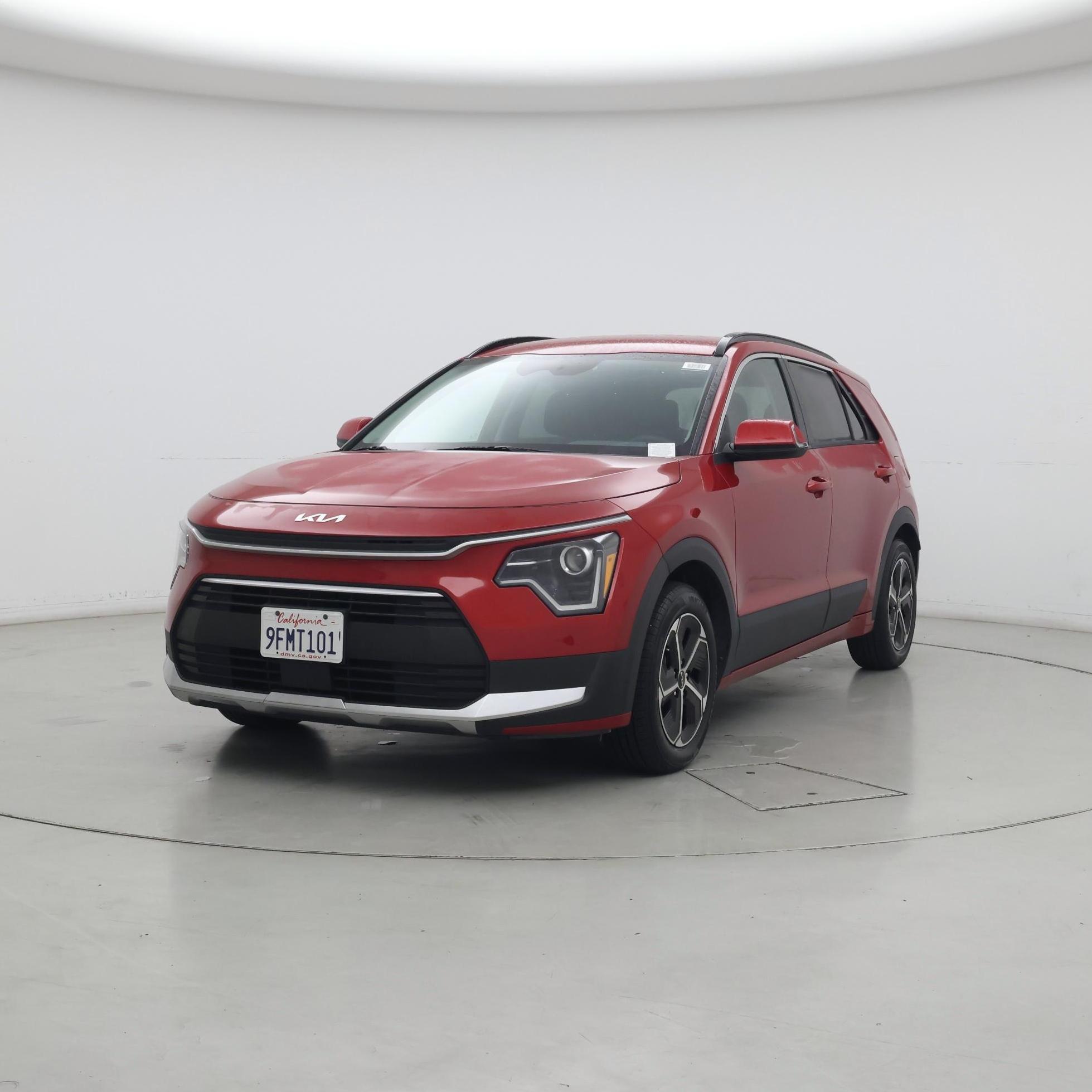 Thumbnail: 2023 Kia Niro - 4