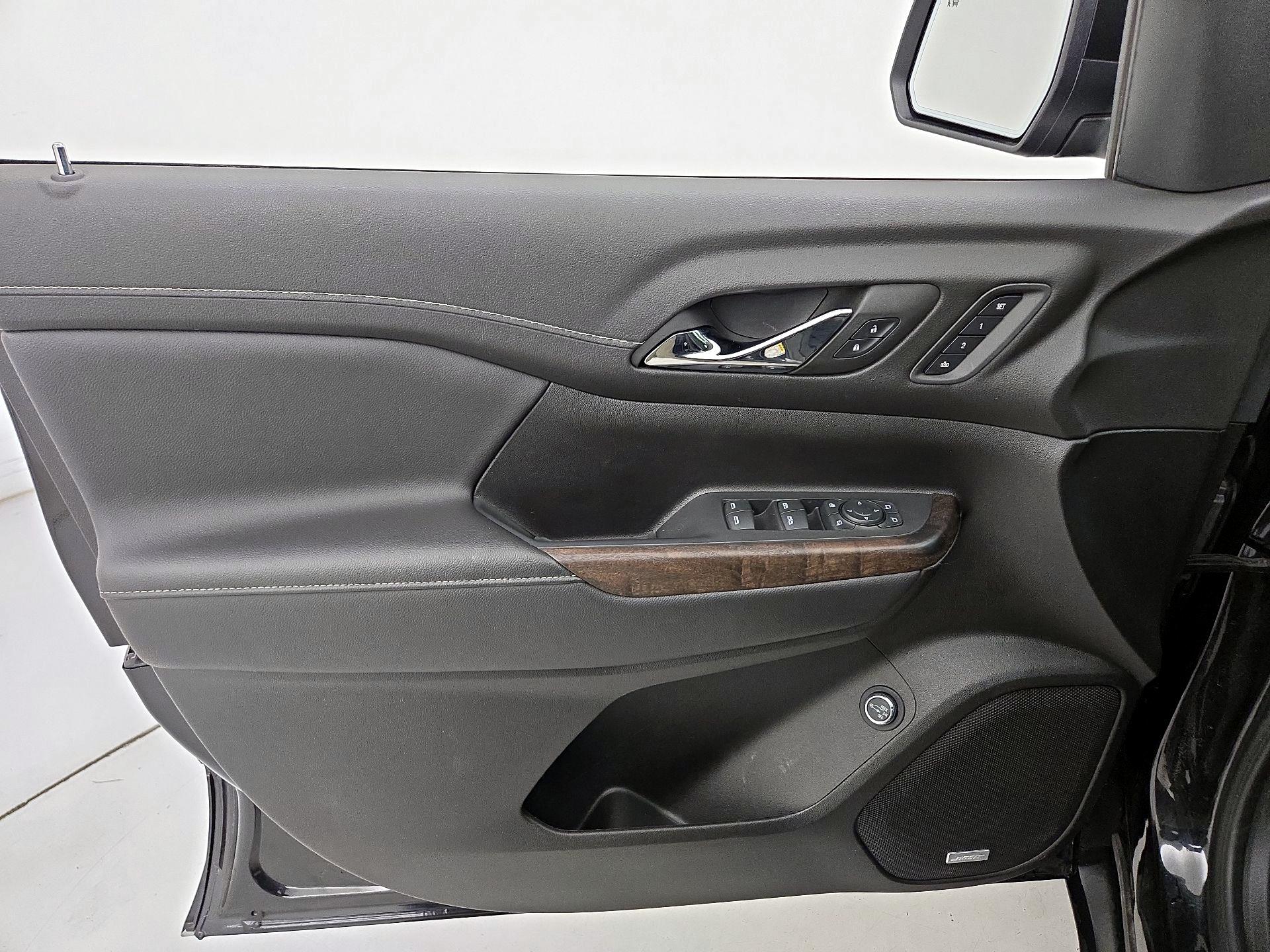 Thumbnail: 2023 GMC Acadia - 12