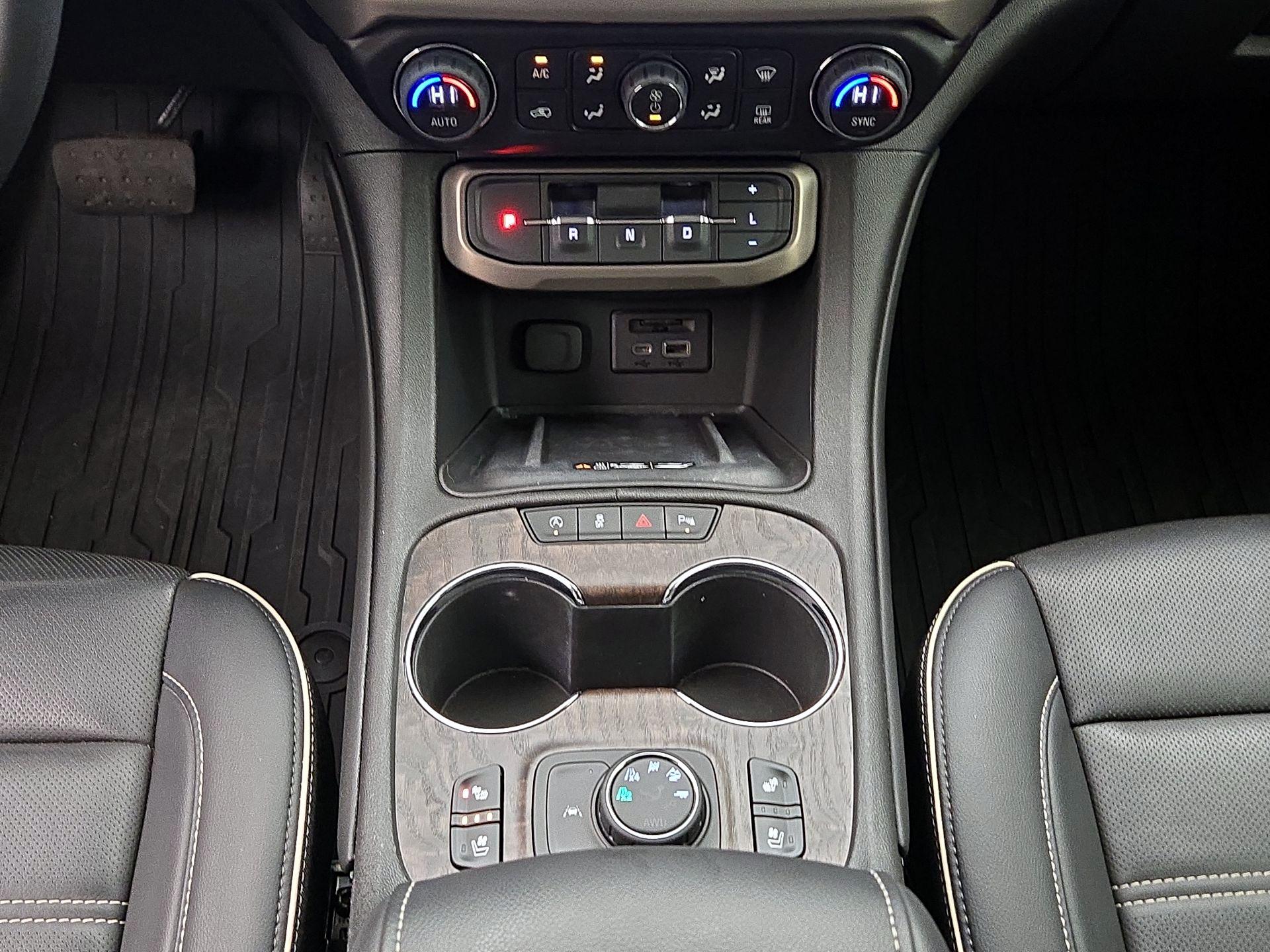 Thumbnail: 2023 GMC Acadia - 18