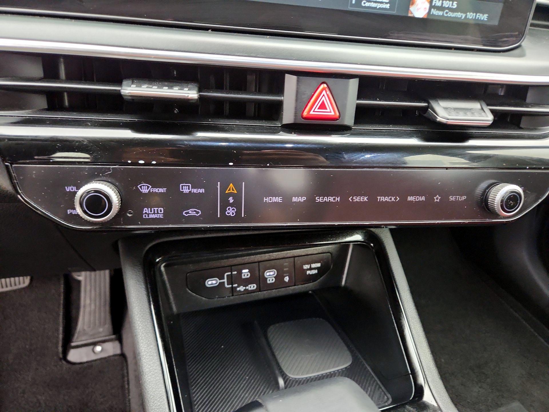 Thumbnail: 2025 Kia K5 - 17